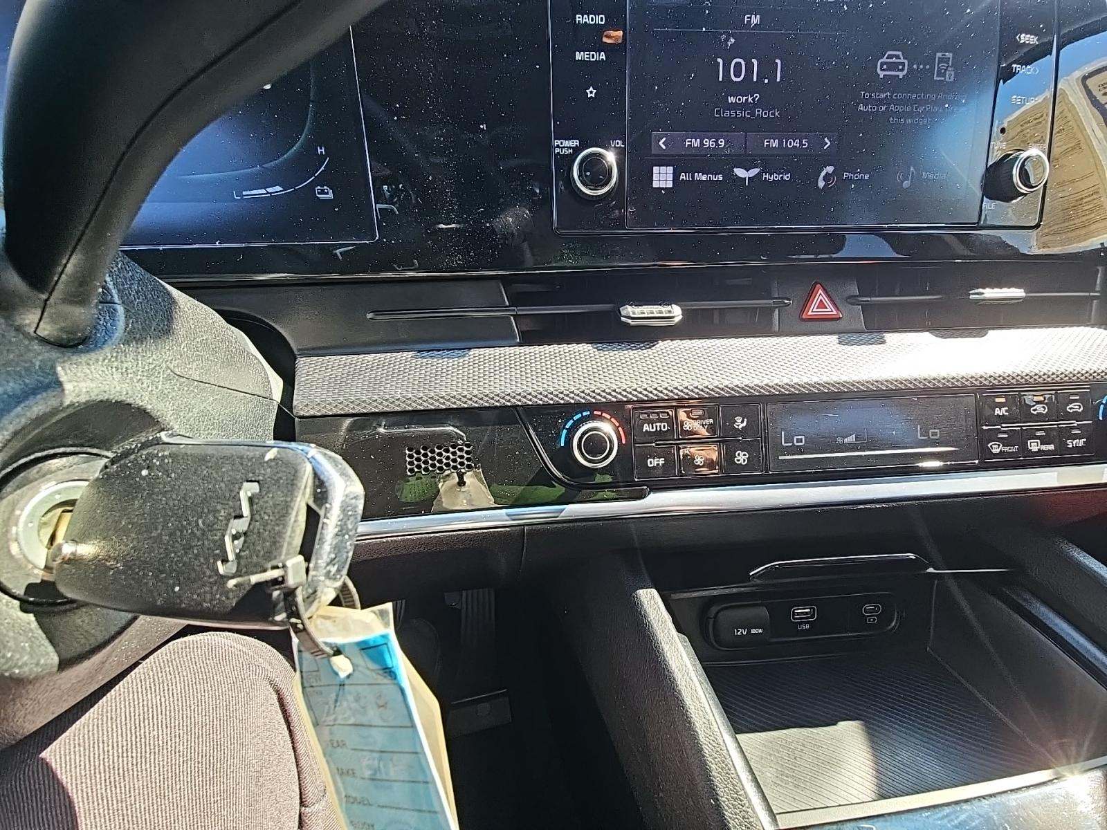 2023 Kia Sportage Hybrid LX AWD