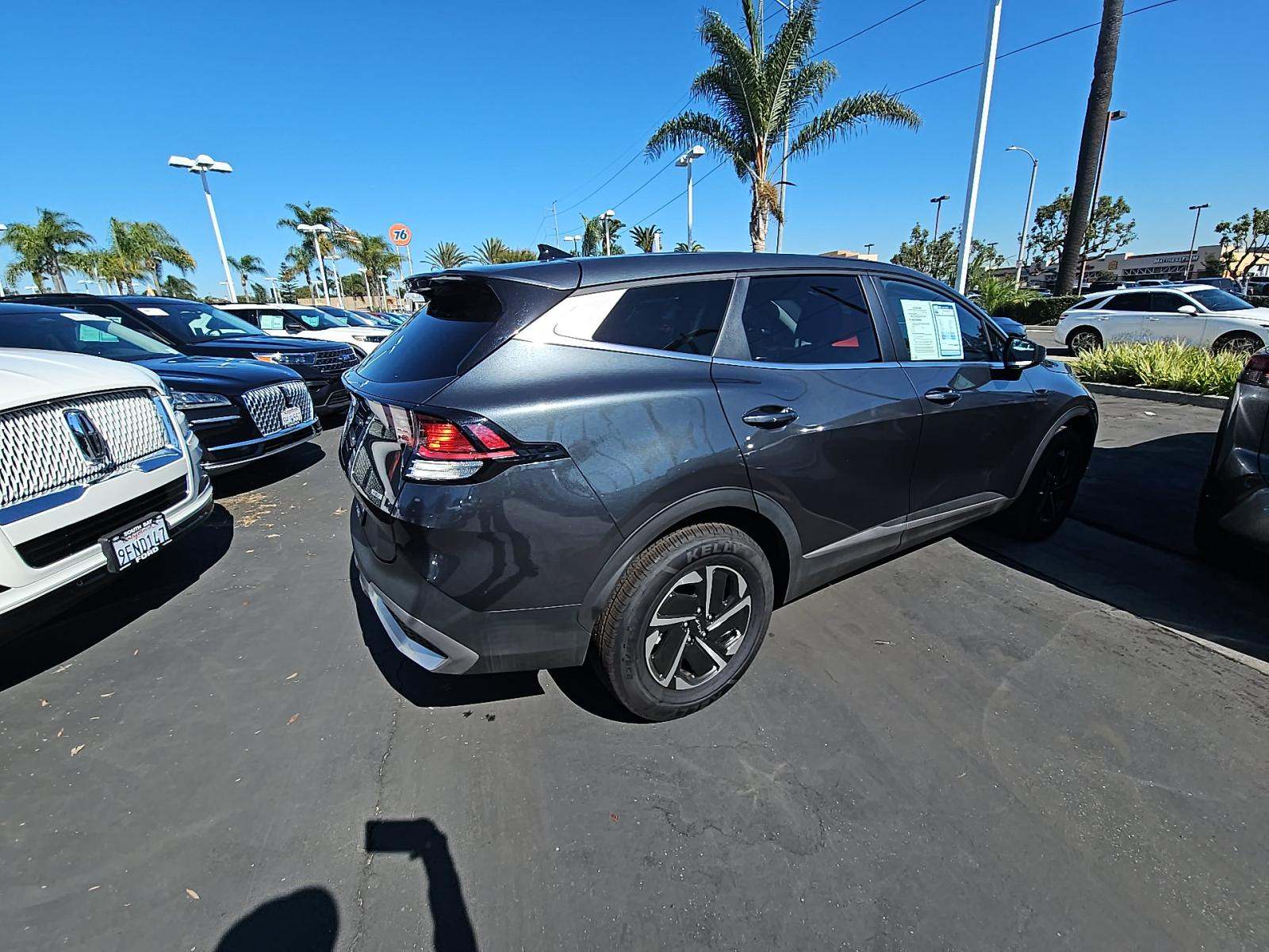 2023 Kia Sportage Hybrid LX AWD