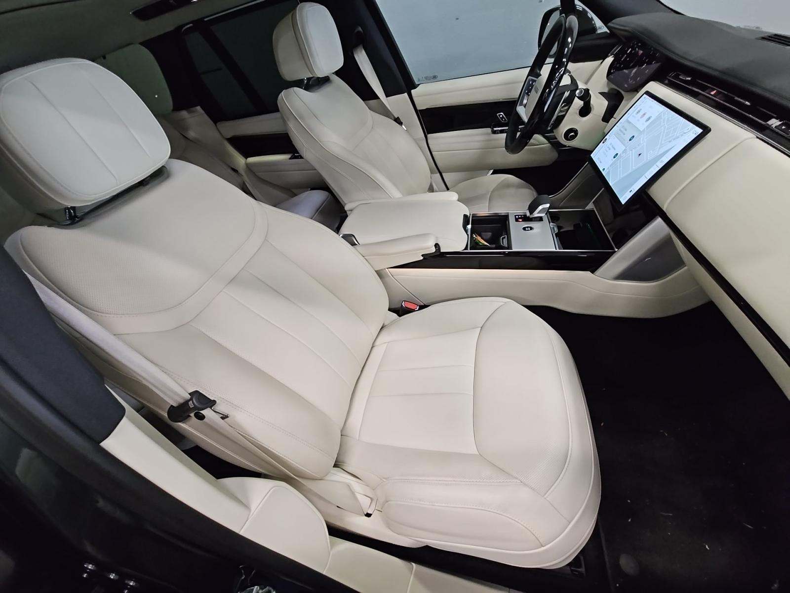 2025 Land Rover Range Rover SE AWD