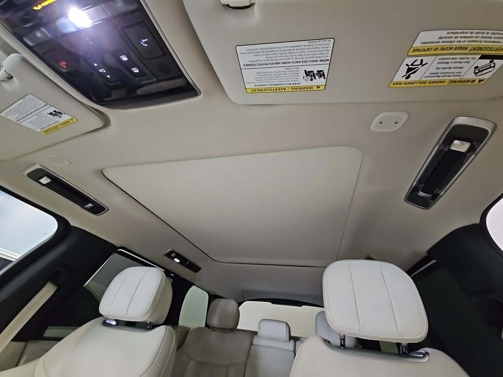 2025 Land Rover Range Rover SE AWD