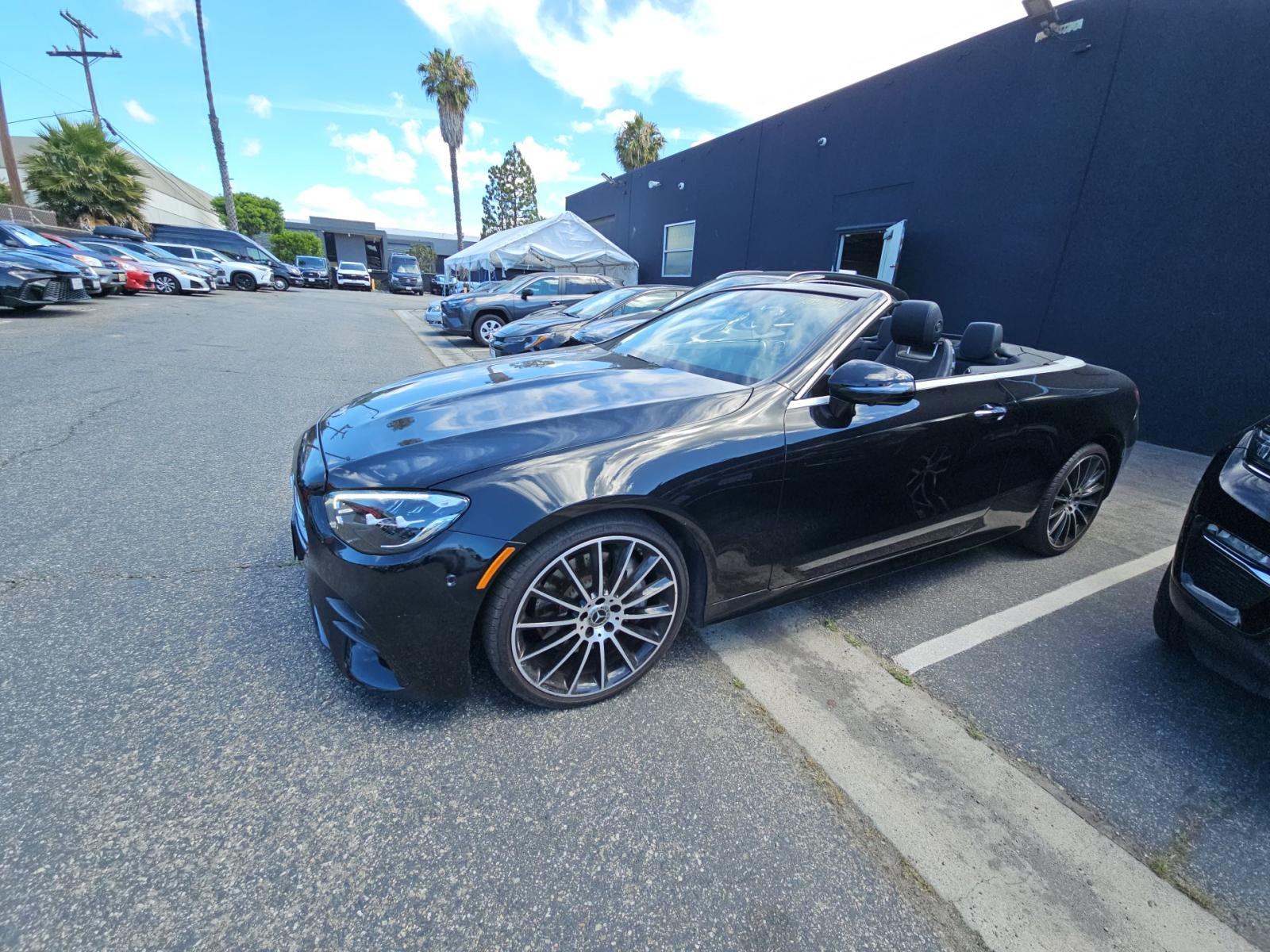 MERCEDES-BENZ E-CLASS - 1