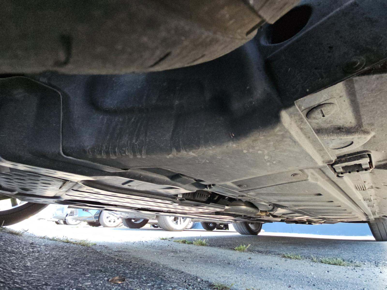 MERCEDES-BENZ E-CLASS - 7