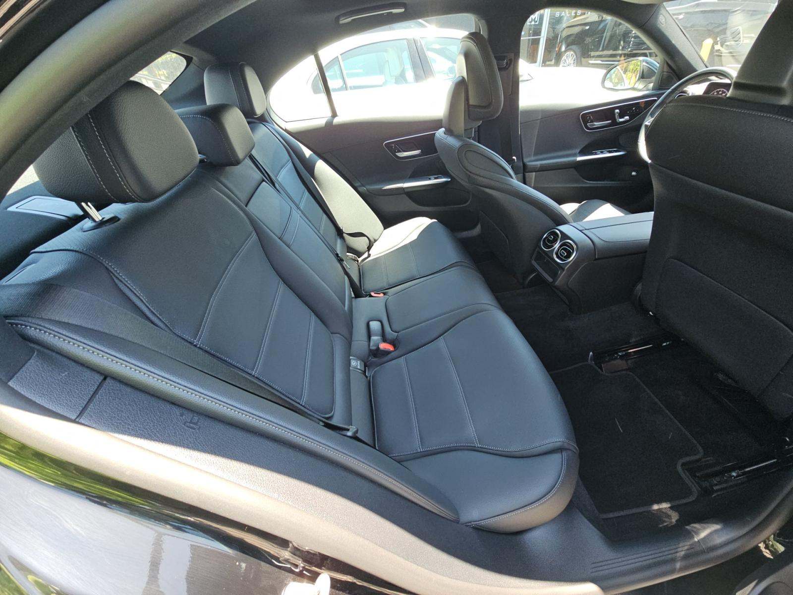 2025 Mercedes-Benz C-Class C 300 RWD