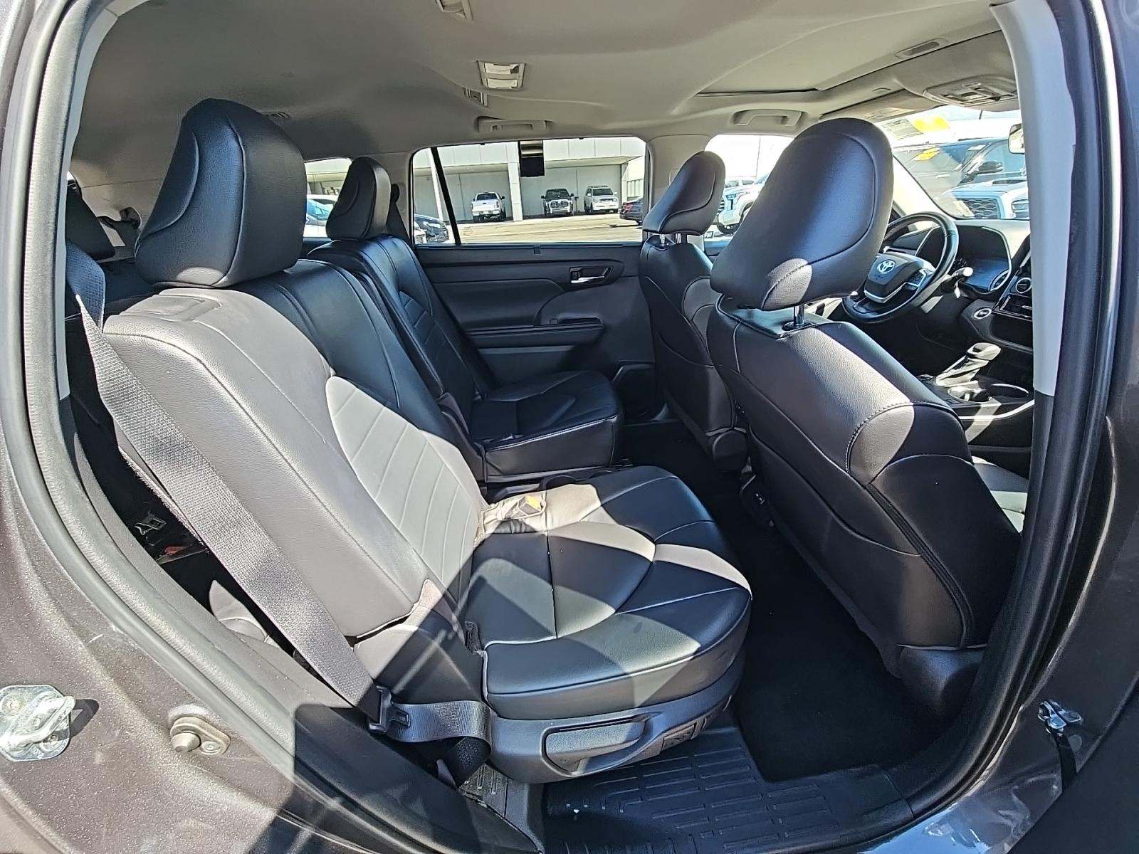 2023 Toyota Highlander XLE FWD