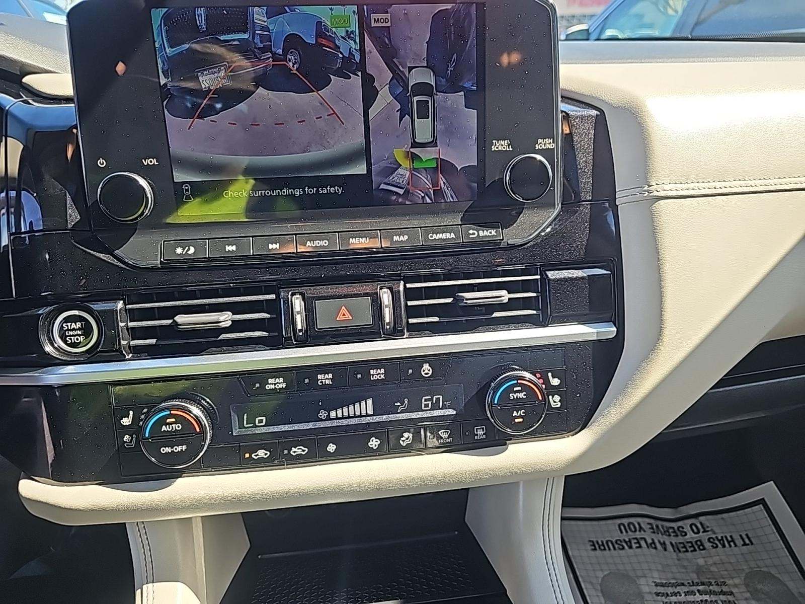 2022 Nissan Pathfinder Platinum FWD