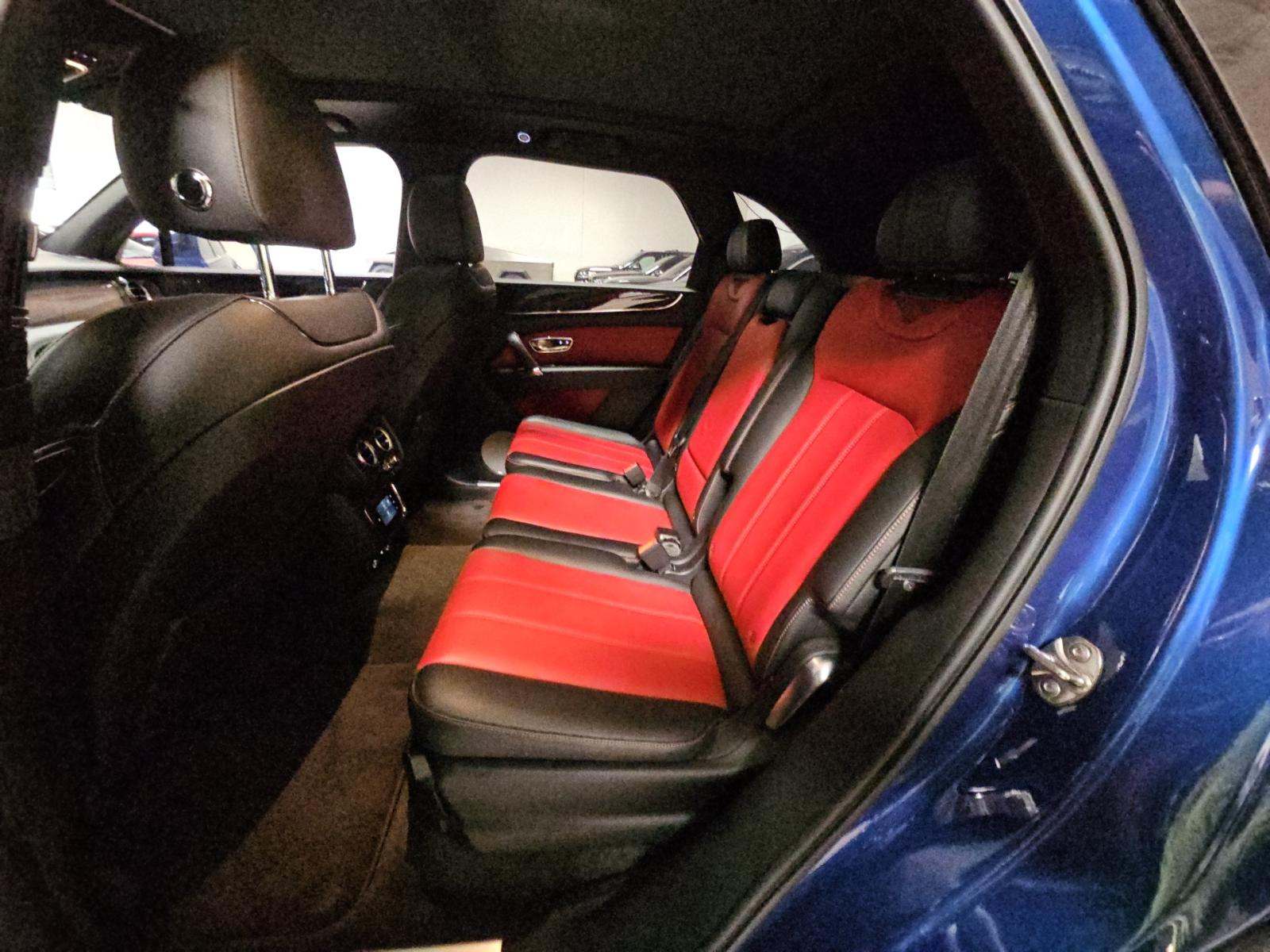 2019 Bentley Bentayga V8 AWD