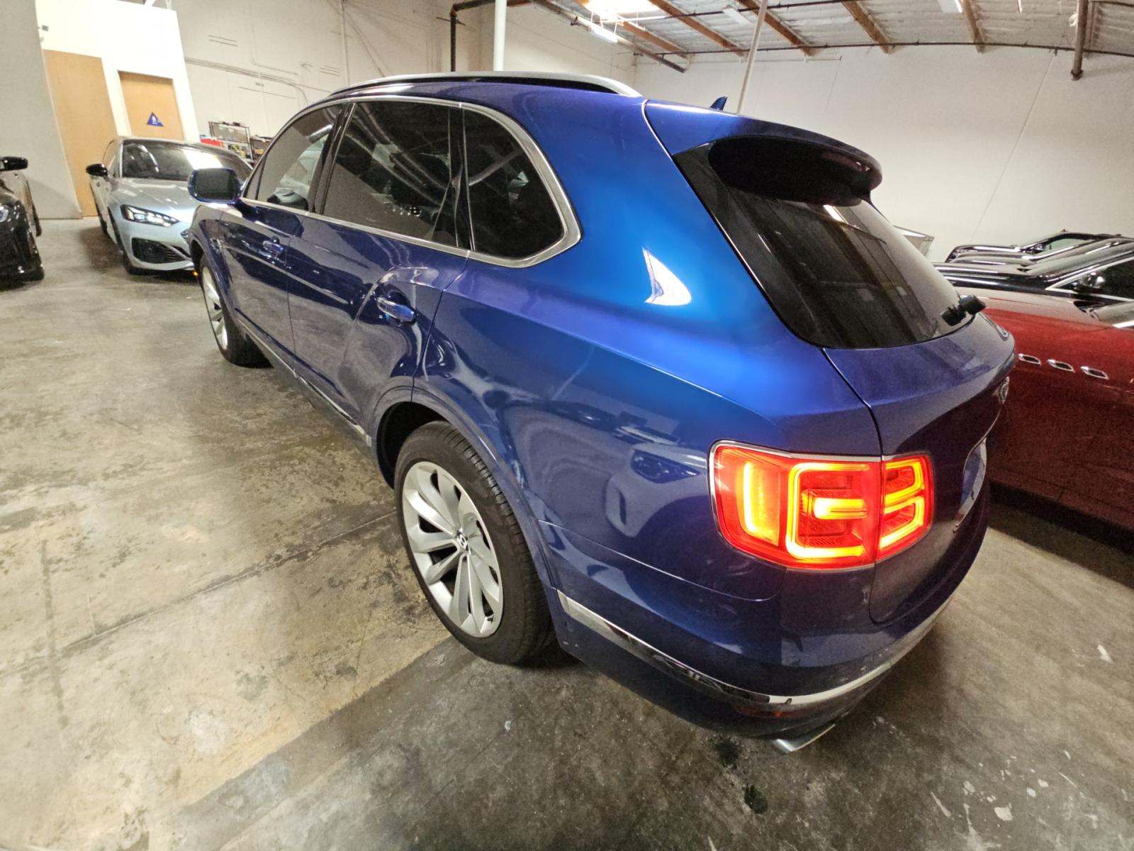 2019 Bentley Bentayga V8 AWD