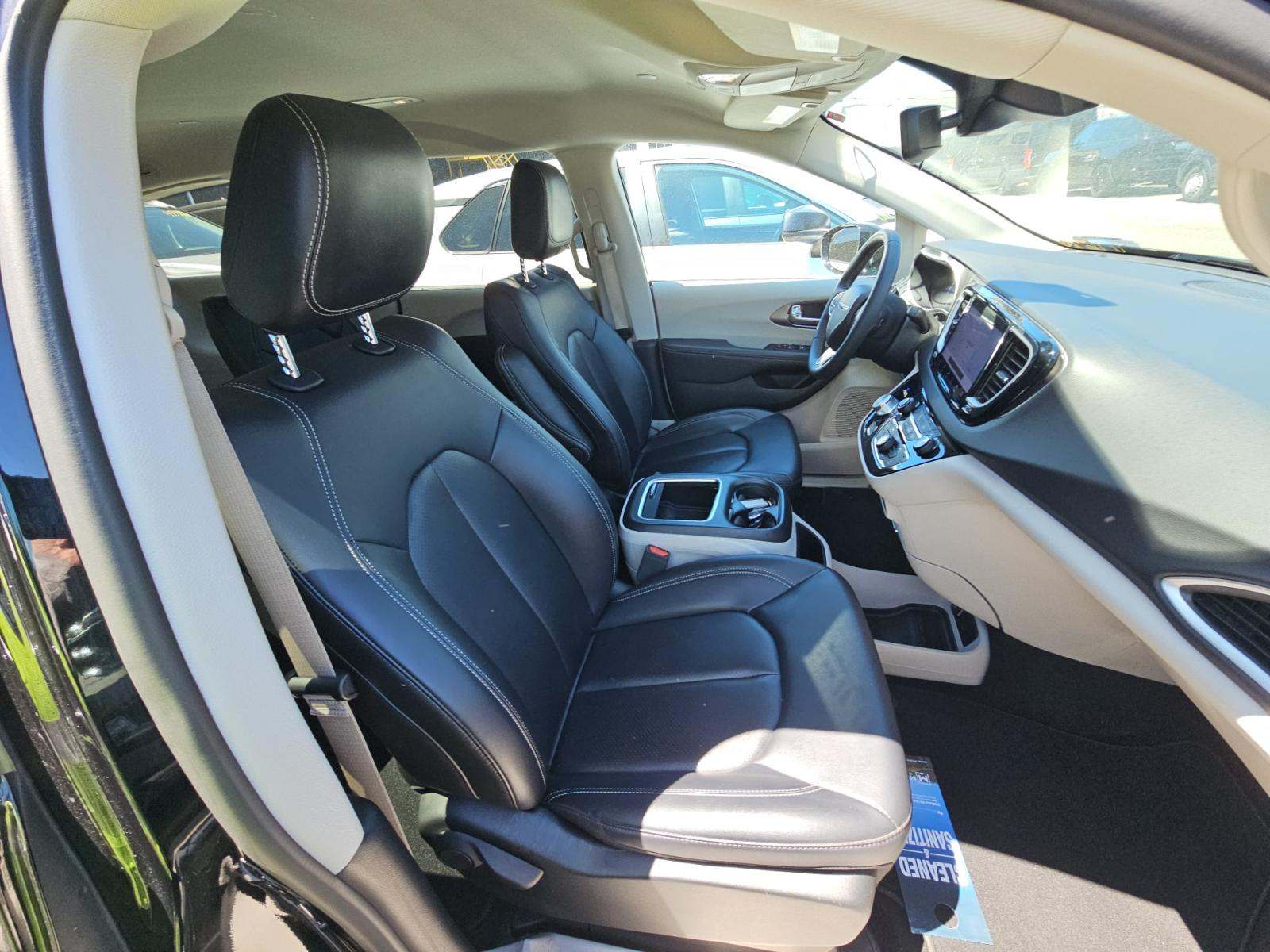 2024 Chrysler Pacifica Touring L FWD