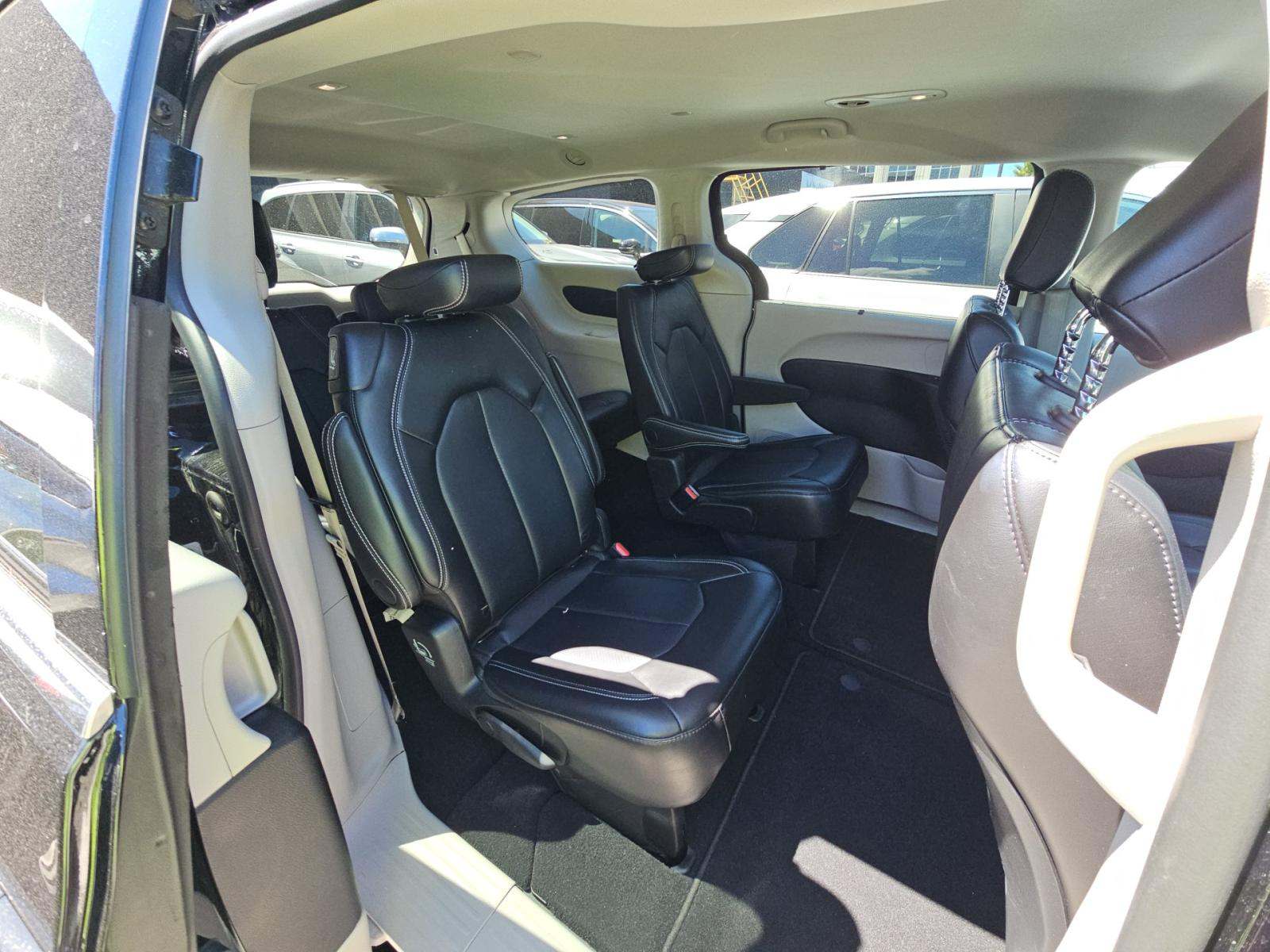 2024 Chrysler Pacifica Touring L FWD