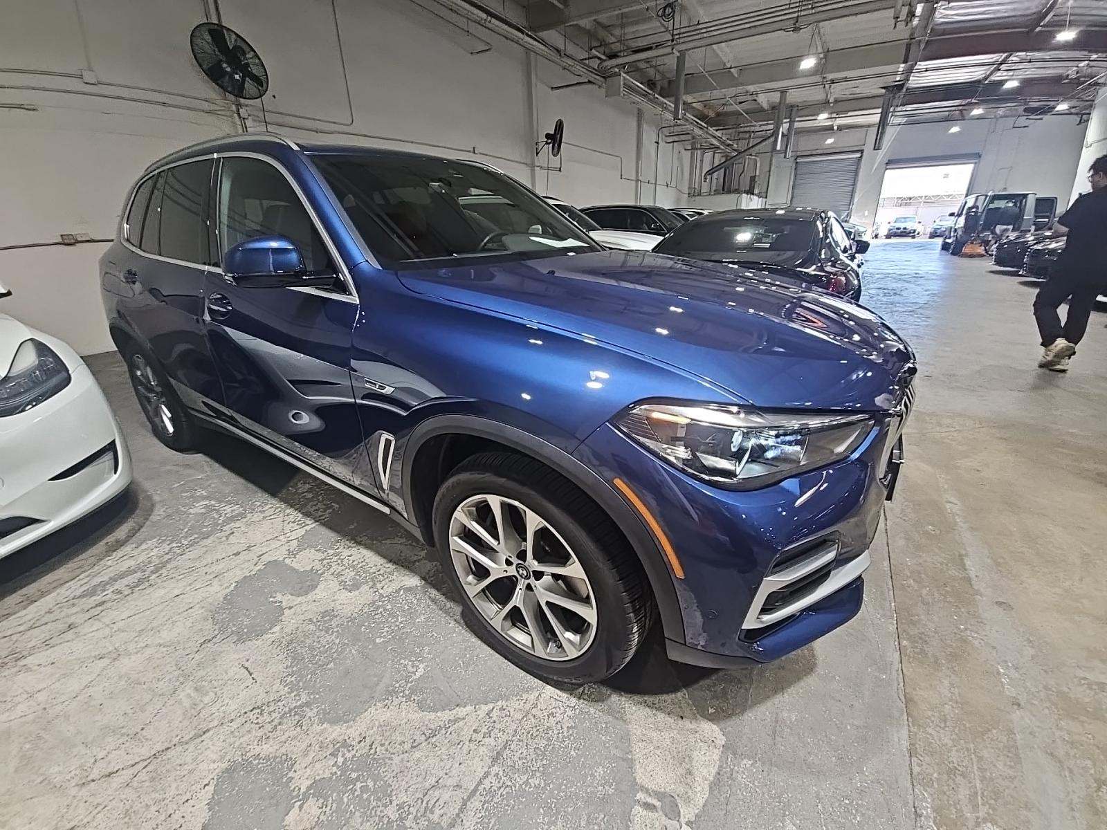 2023 BMW X5 xDrive45e AWD