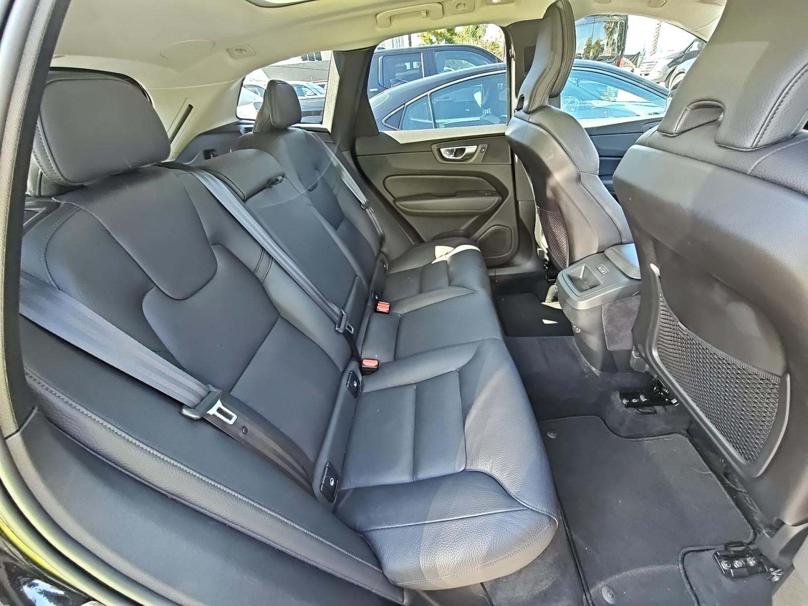 2024 Volvo XC60 B5 Plus AWD