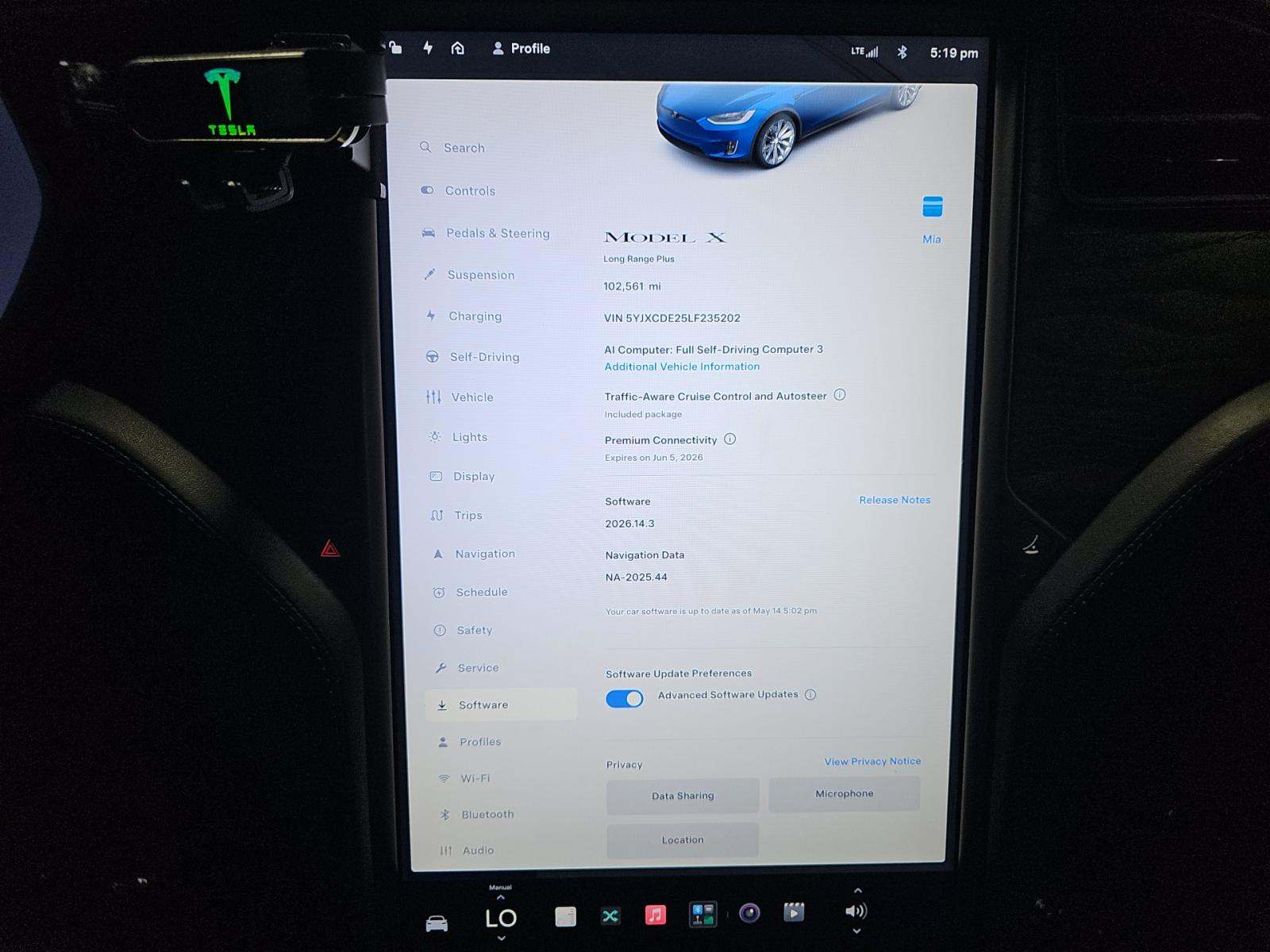 TESLA MODEL X - 9