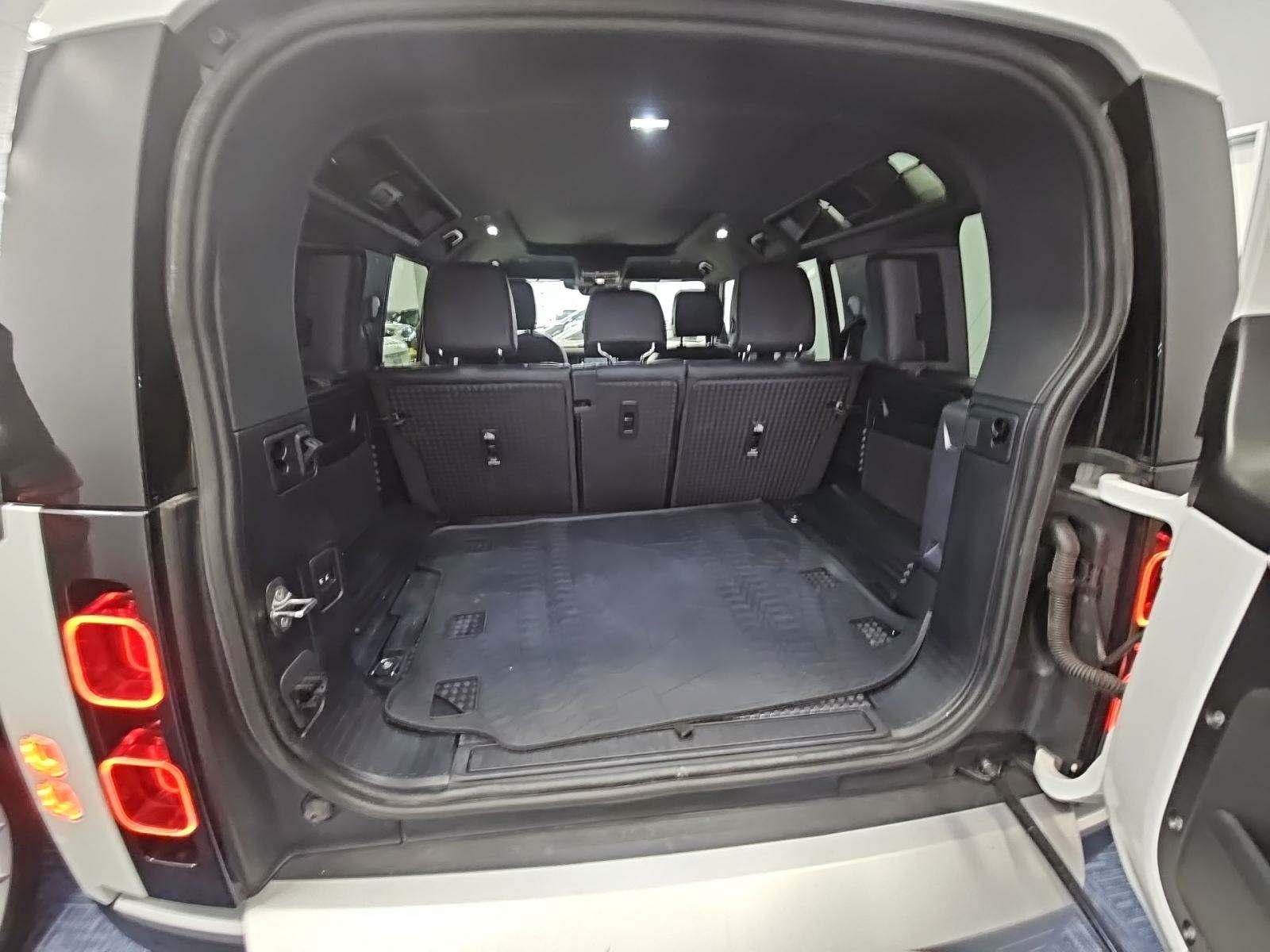 2024 Land Rover Defender 110 S AWD