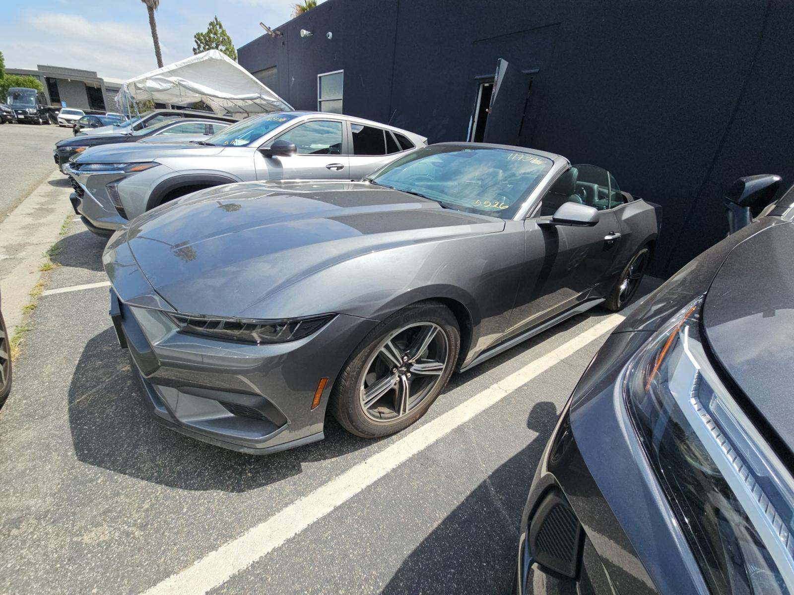FORD MUSTANG - 1