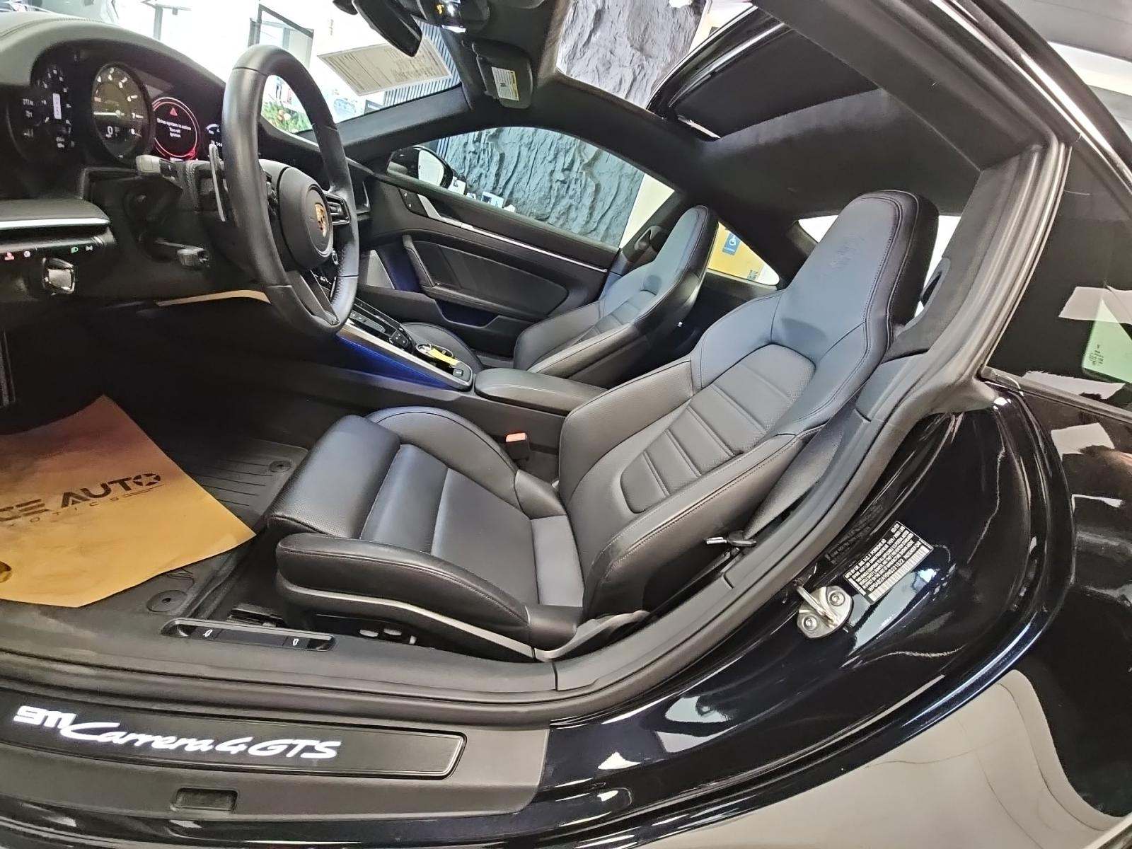 2022 Porsche 911 Carrera 4 GTS AWD