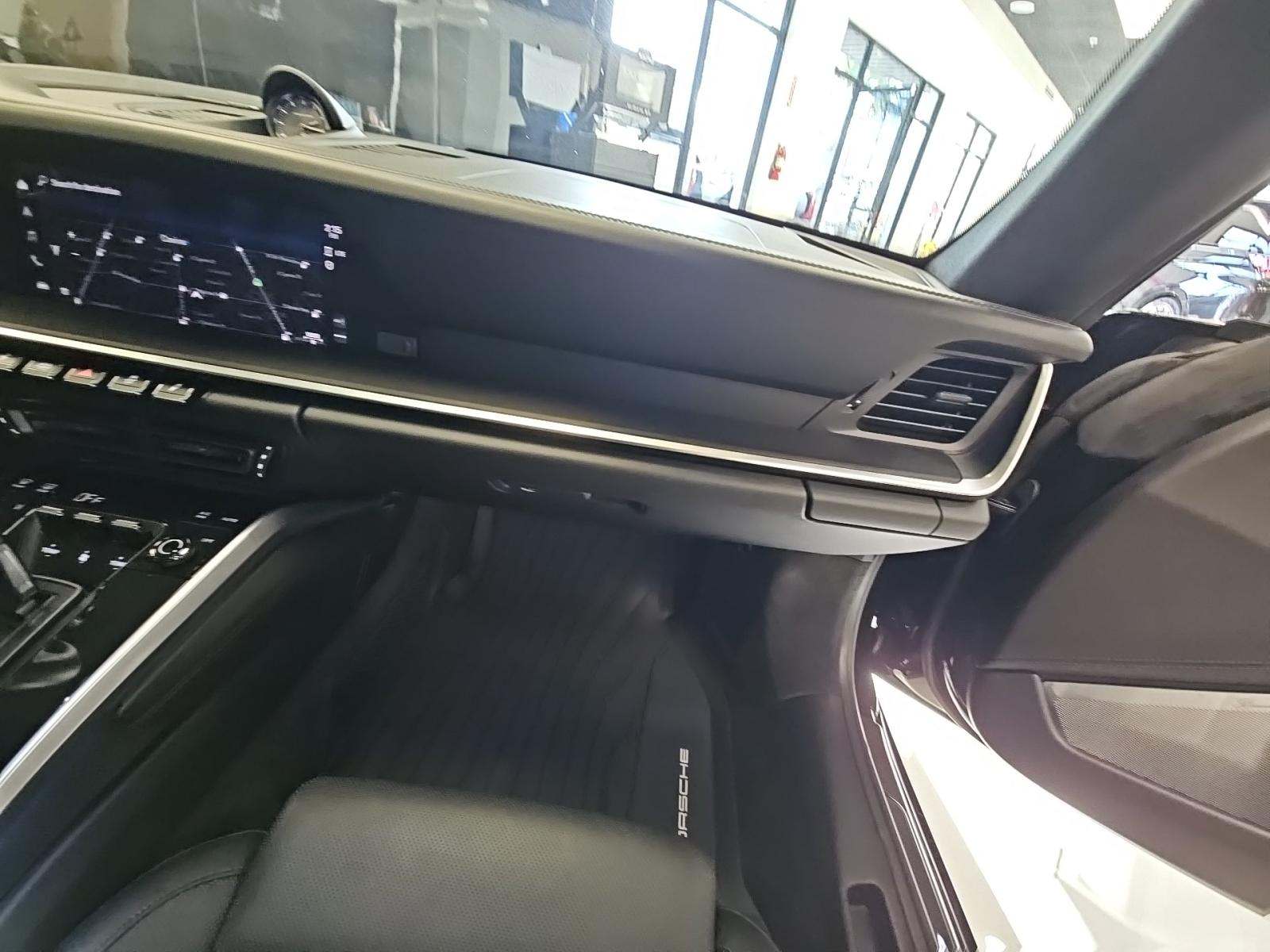 2022 Porsche 911 Carrera 4 GTS AWD