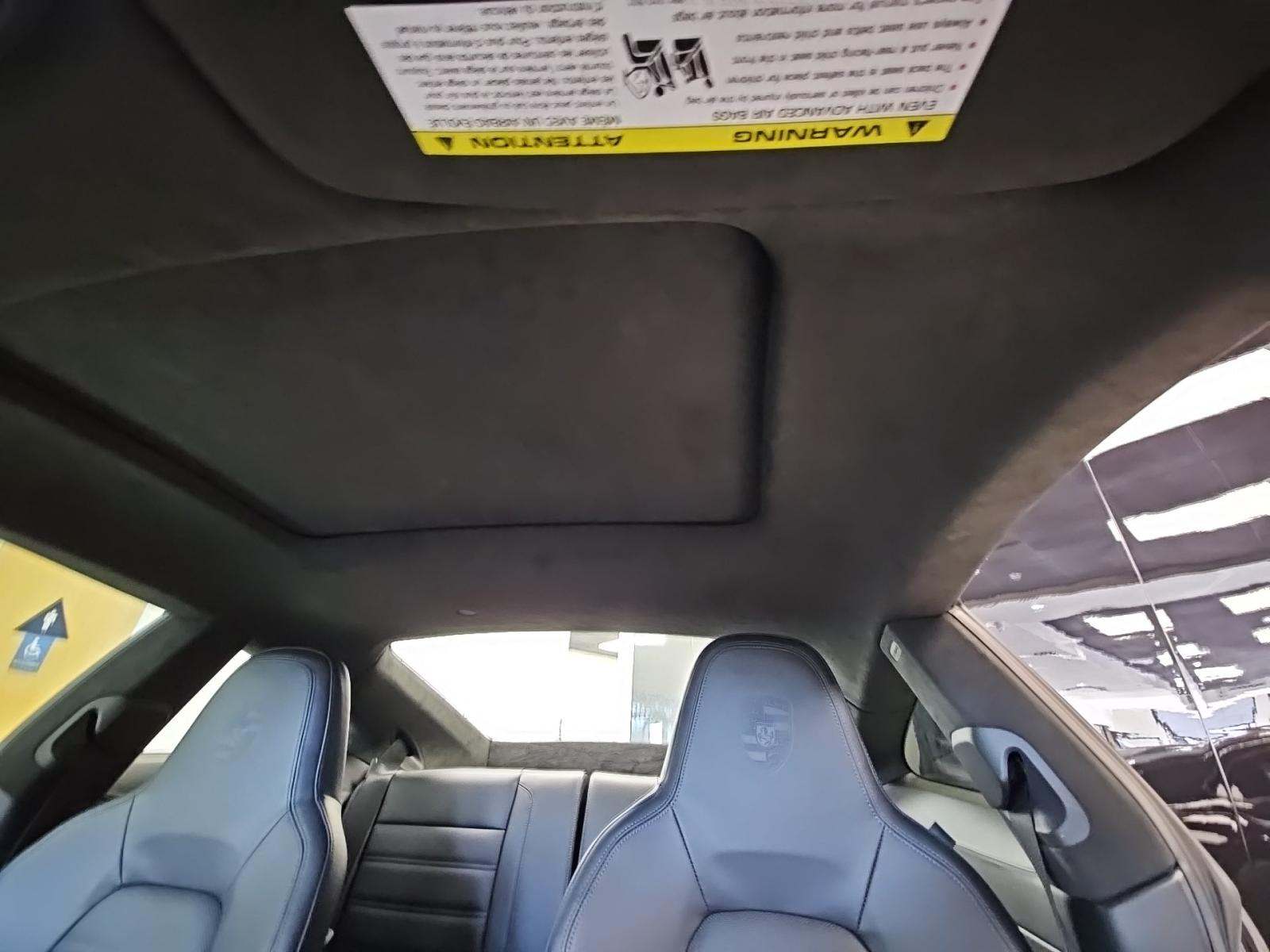 2022 Porsche 911 Carrera 4 GTS AWD