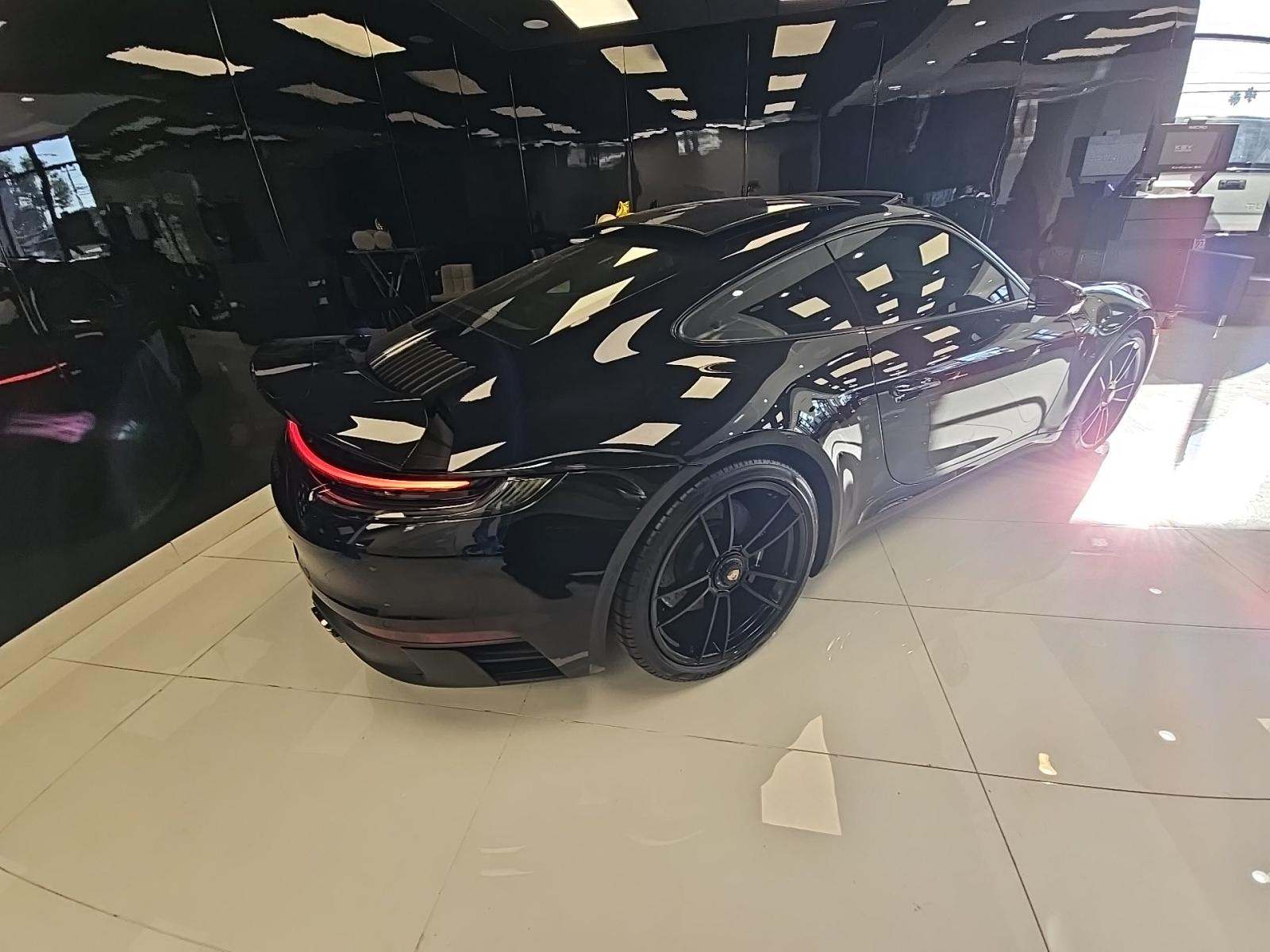 2022 Porsche 911 Carrera 4 GTS AWD