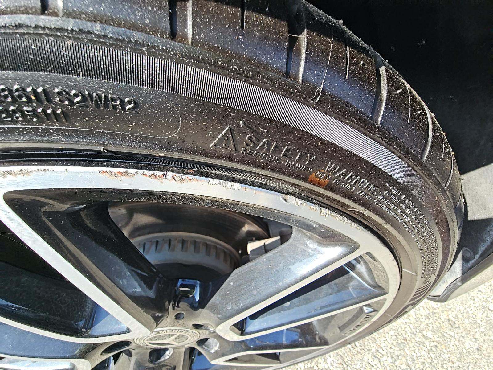 Mercedes-Benz C 300 Coupe снимка Mercedes-Benz C 300 Coupe