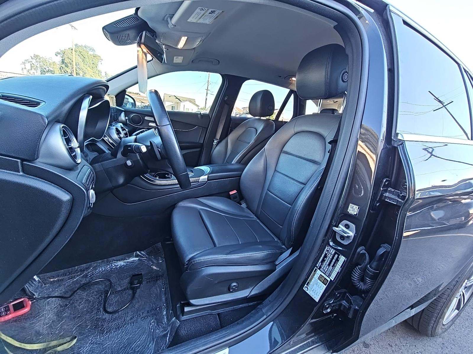 2022 Mercedes-Benz GLC GLC 300 RWD