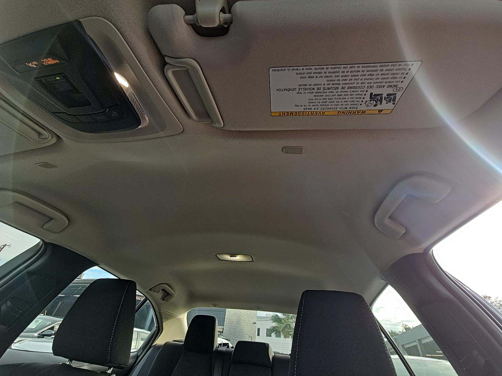 2024 Toyota Corolla Hybrid LE FWD