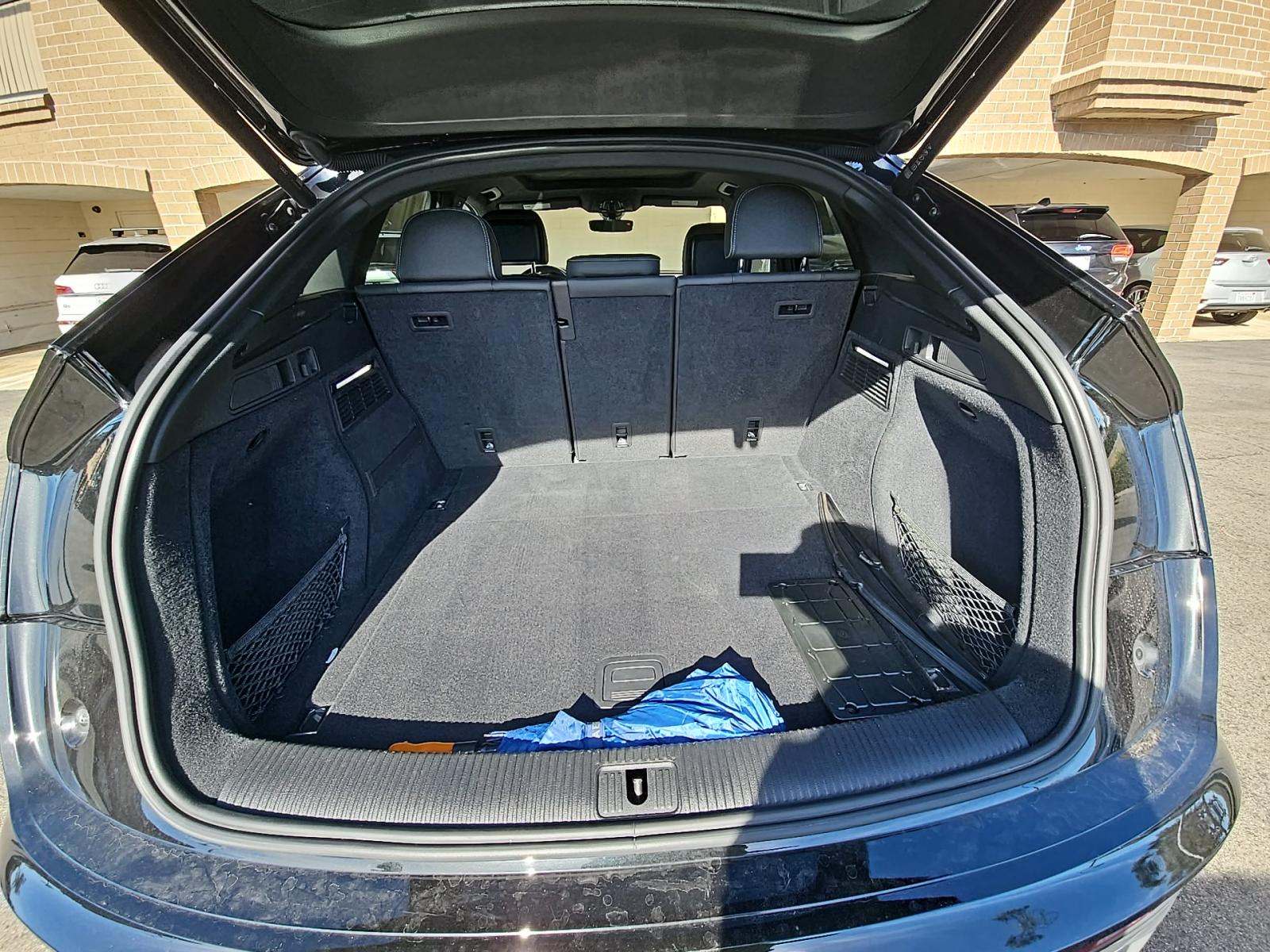 2023 Audi Q5 S line Premium AWD