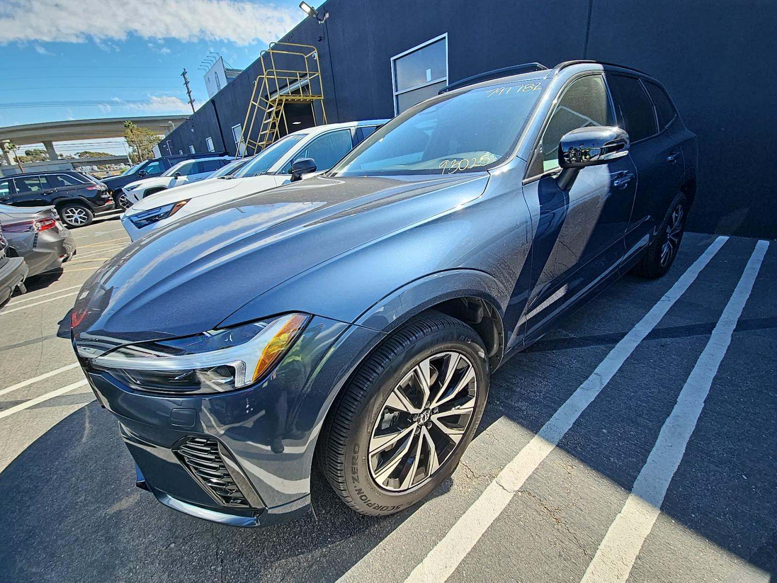 2024 Volvo XC60 B5 Core AWD