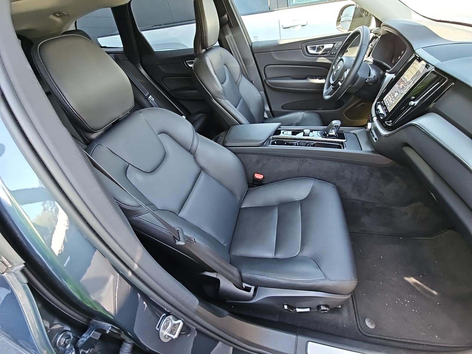 2024 Volvo XC60 B5 Core AWD