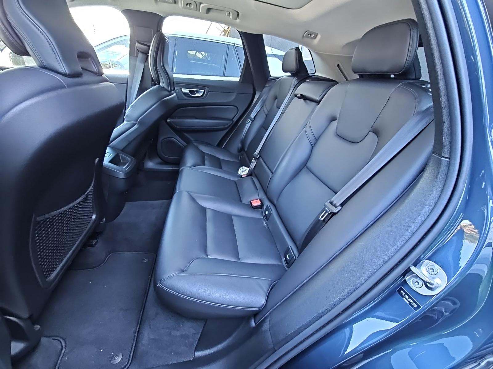 2024 Volvo XC60 B5 Core AWD