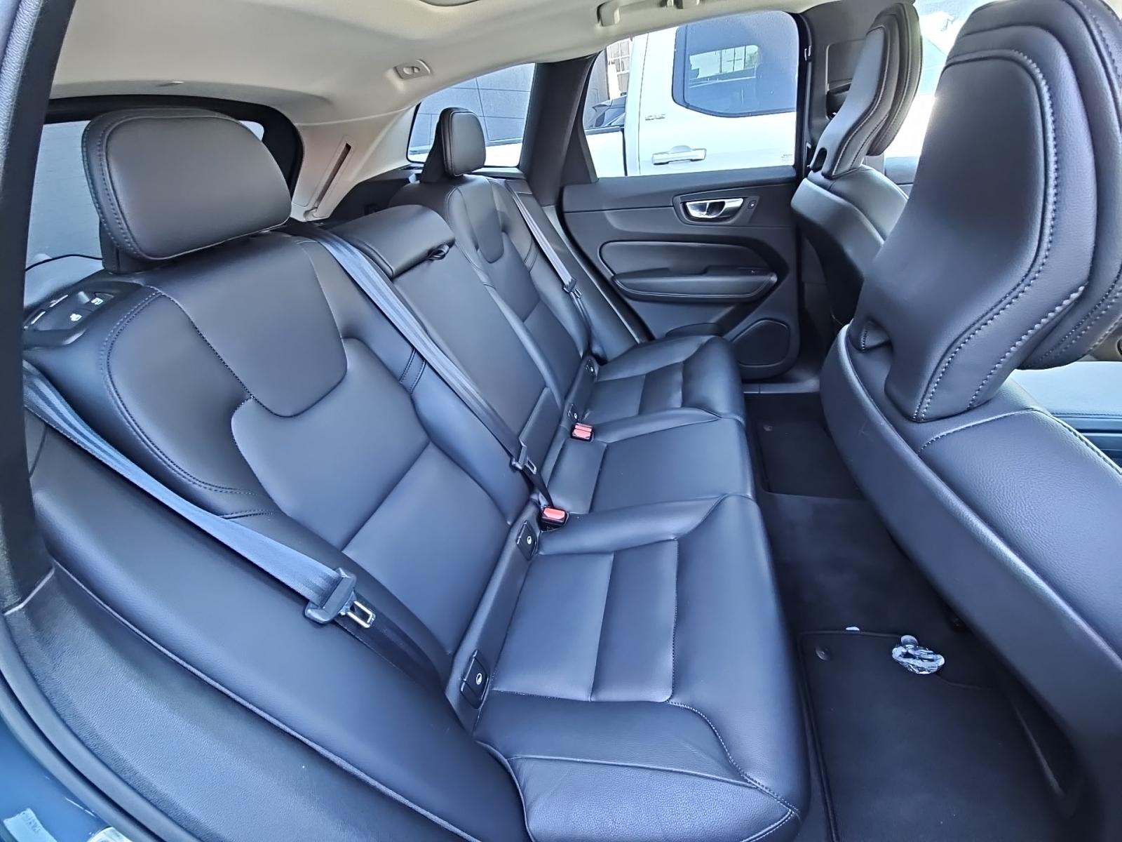 2024 Volvo XC60 B5 Core AWD