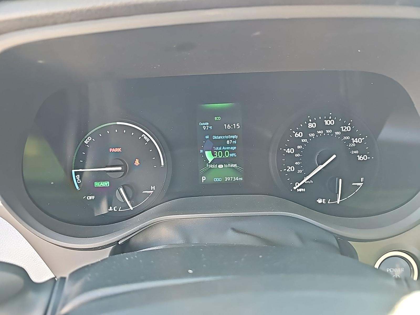 2023 Toyota Sienna LE FWD