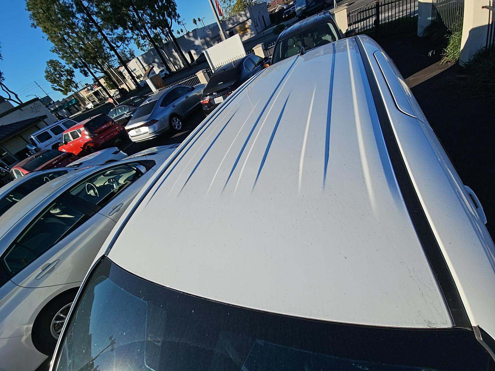 2023 Toyota Sienna LE FWD