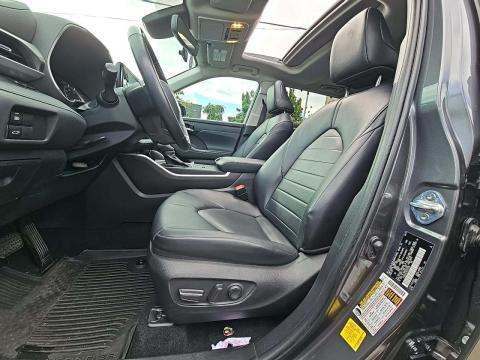 2022 Toyota Highlander XLE FWD