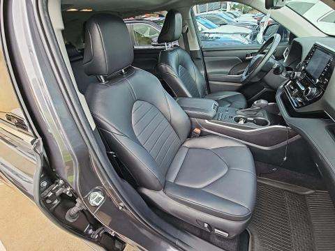 2022 Toyota Highlander XLE FWD