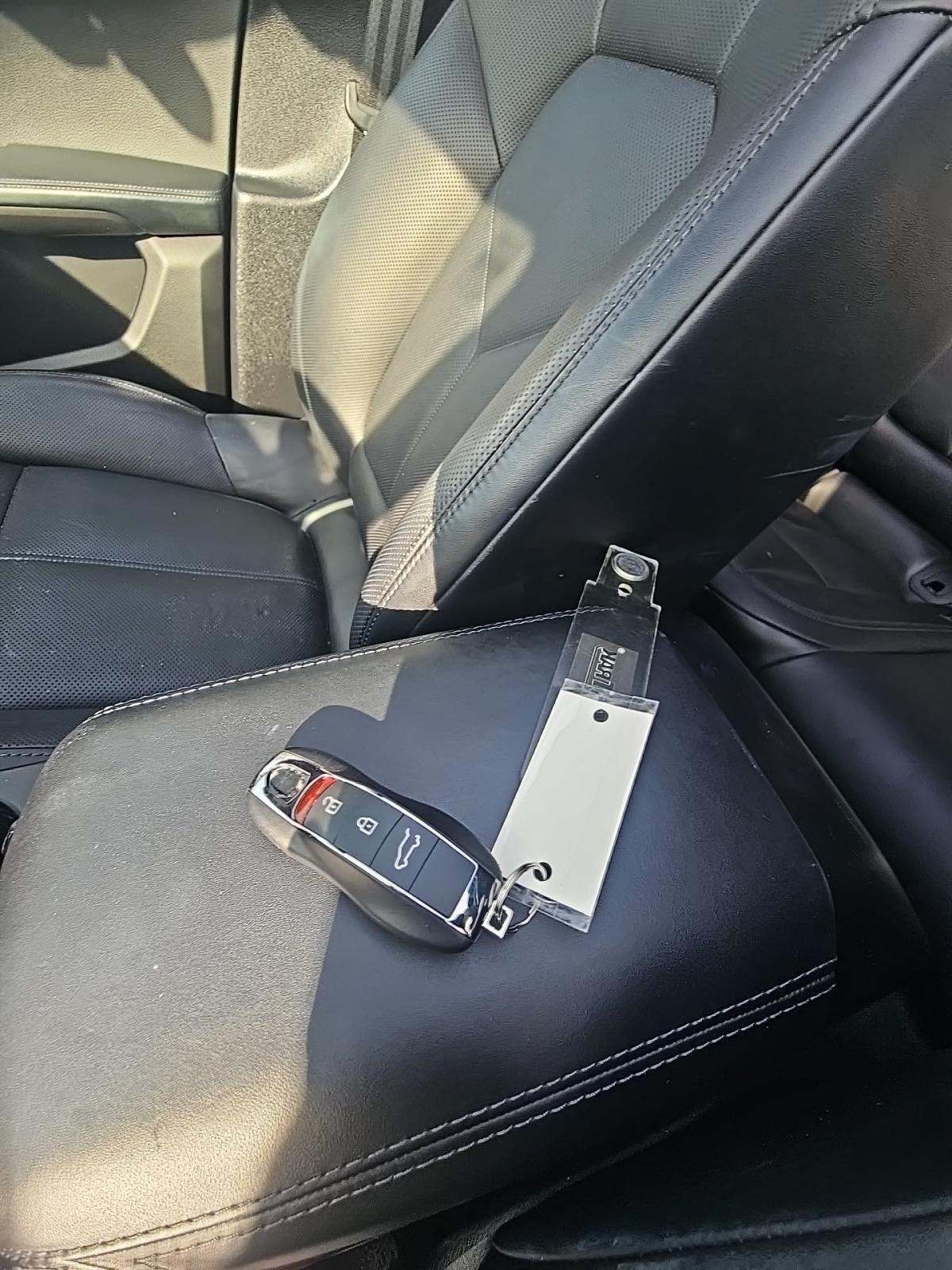 2022 Porsche Macan S AWD