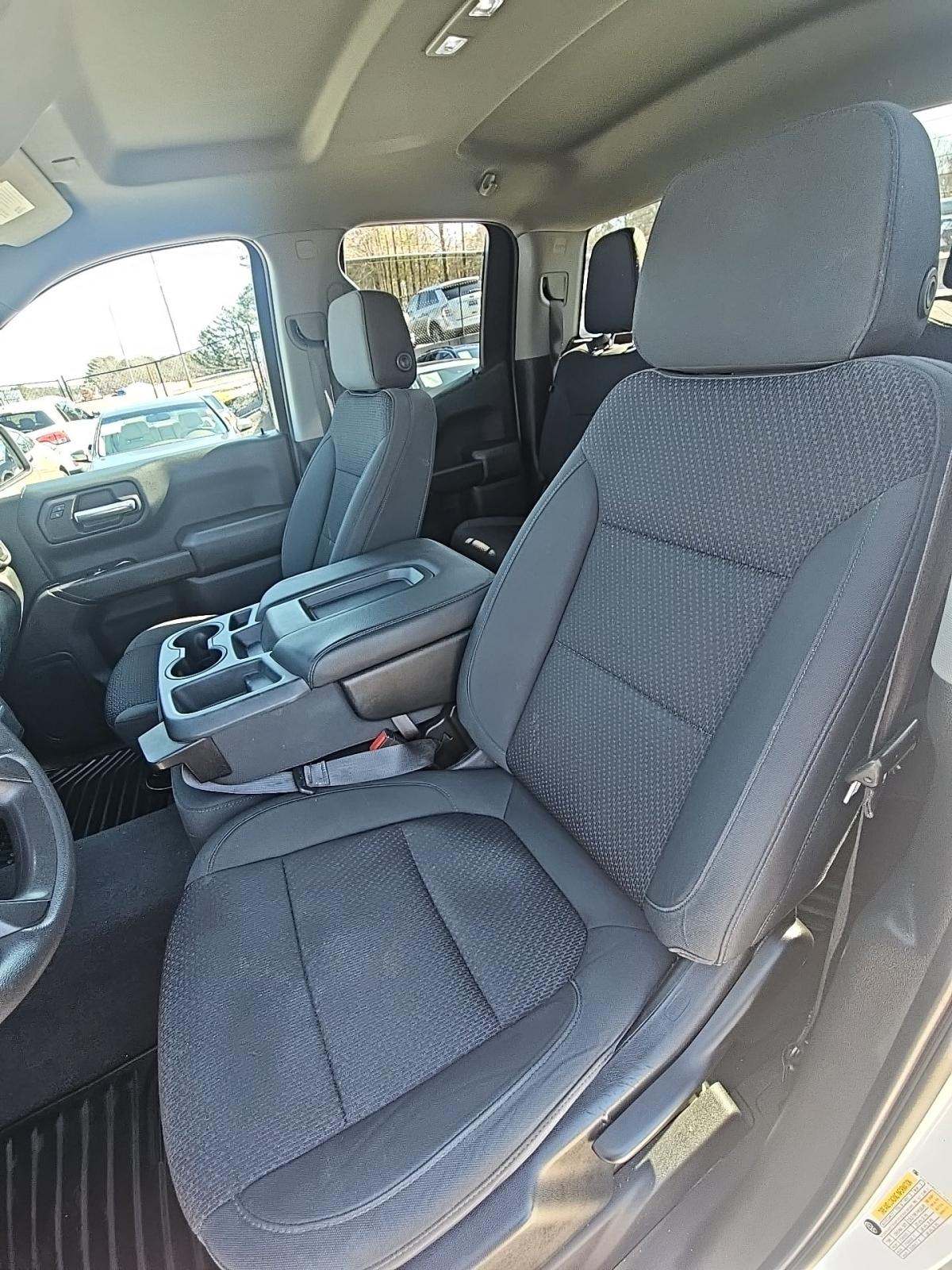 2020 Chevrolet Silverado 1500 Custom AWD