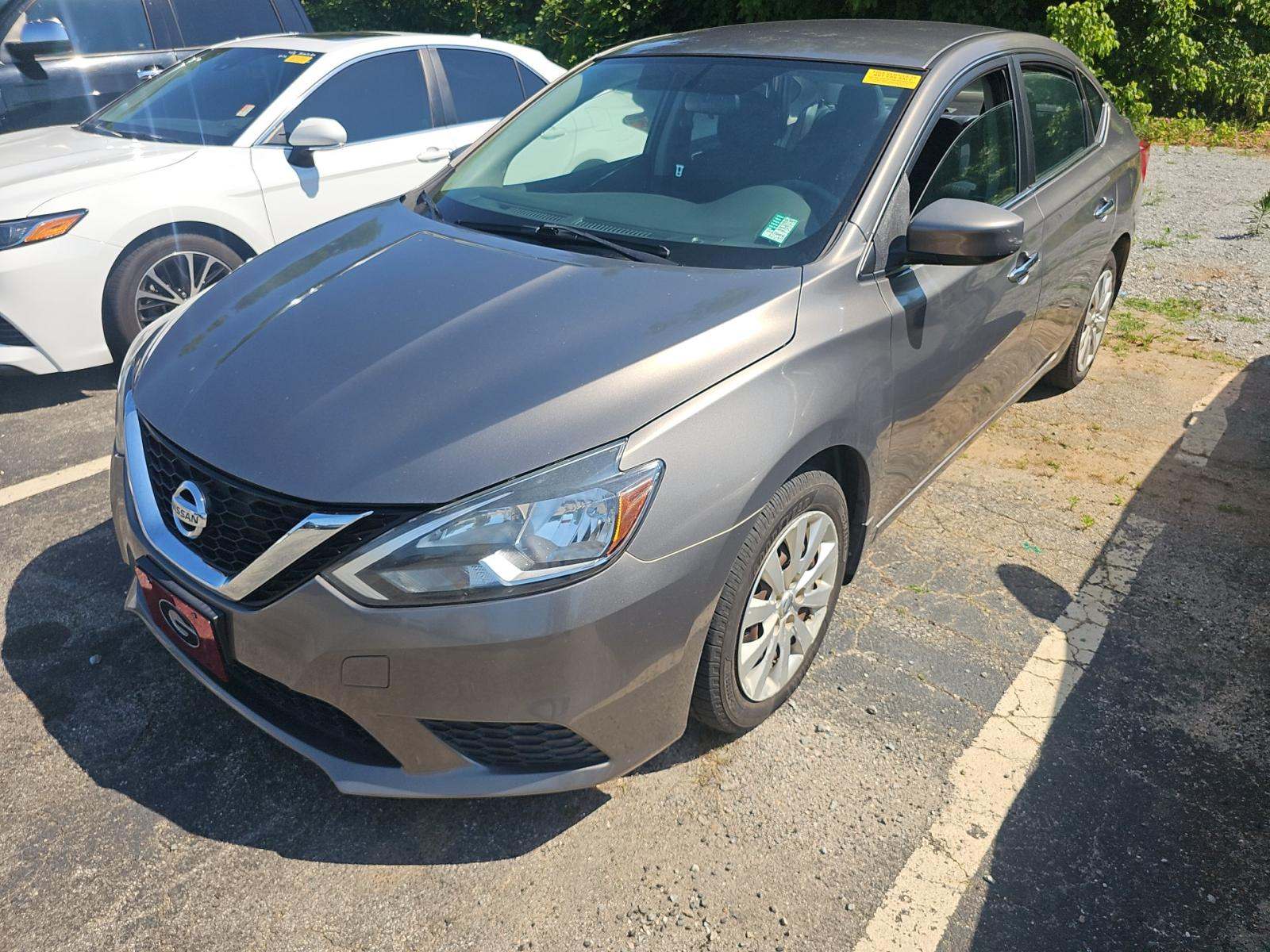 NISSAN SENTRA - 1