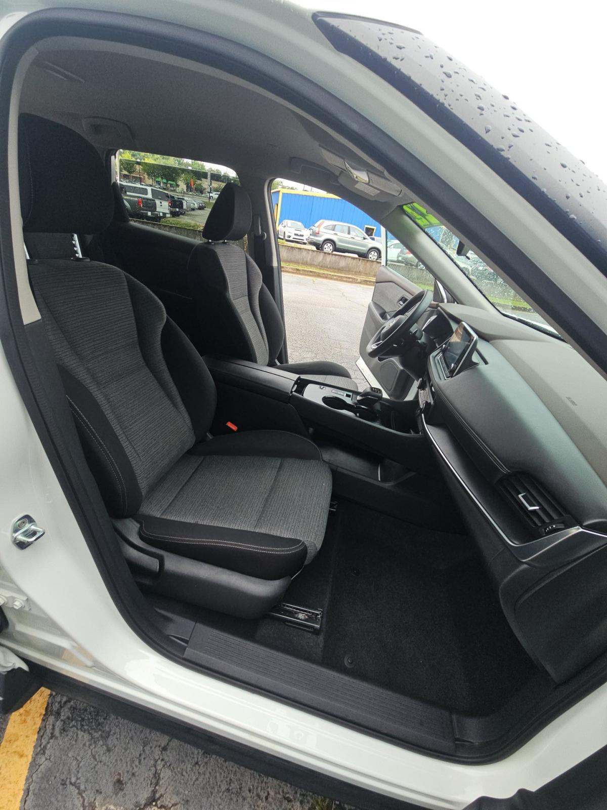 2022 Nissan Rogue S FWD