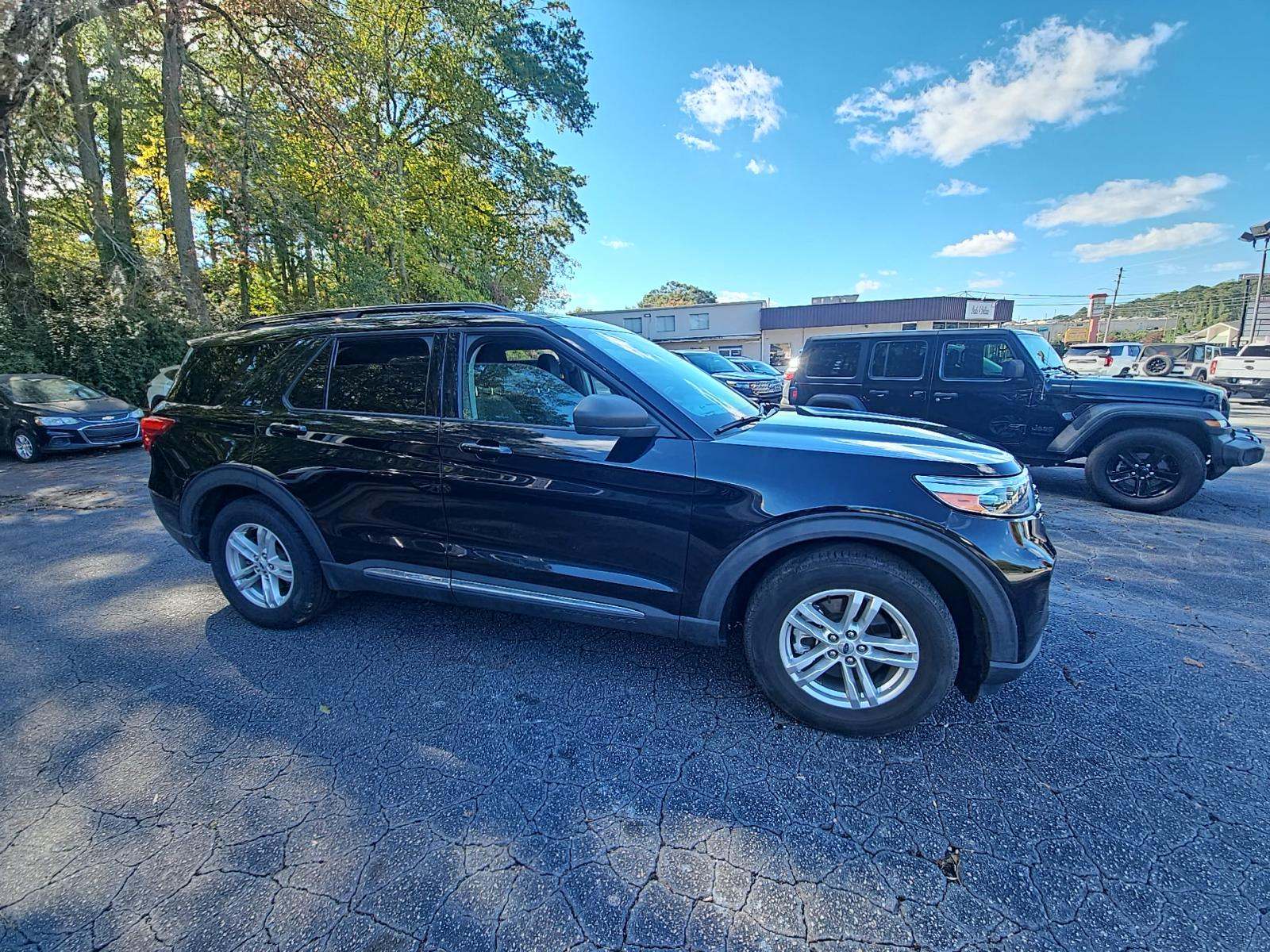 2022 Ford Explorer XLT RWD