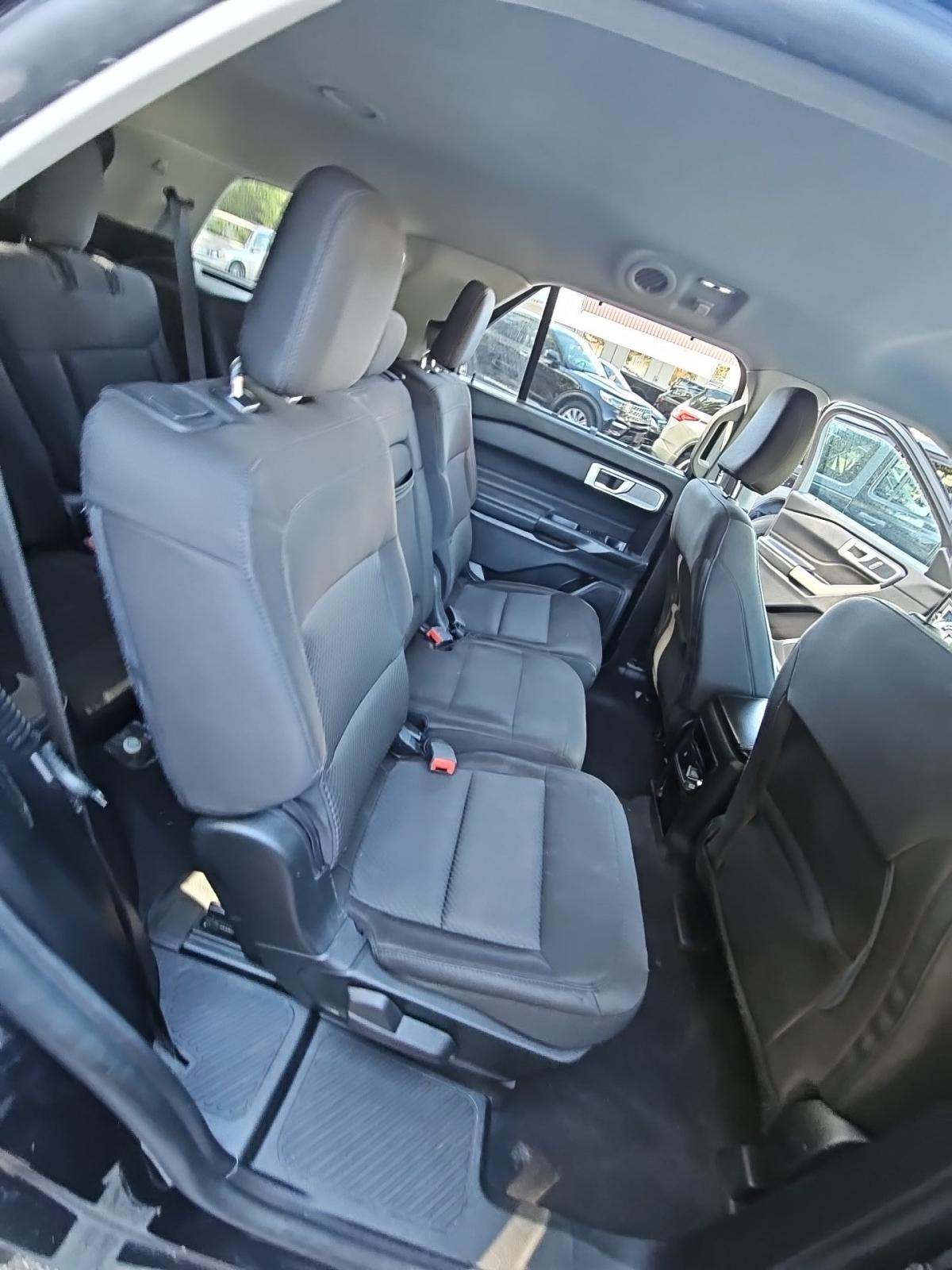 2022 Ford Explorer XLT RWD