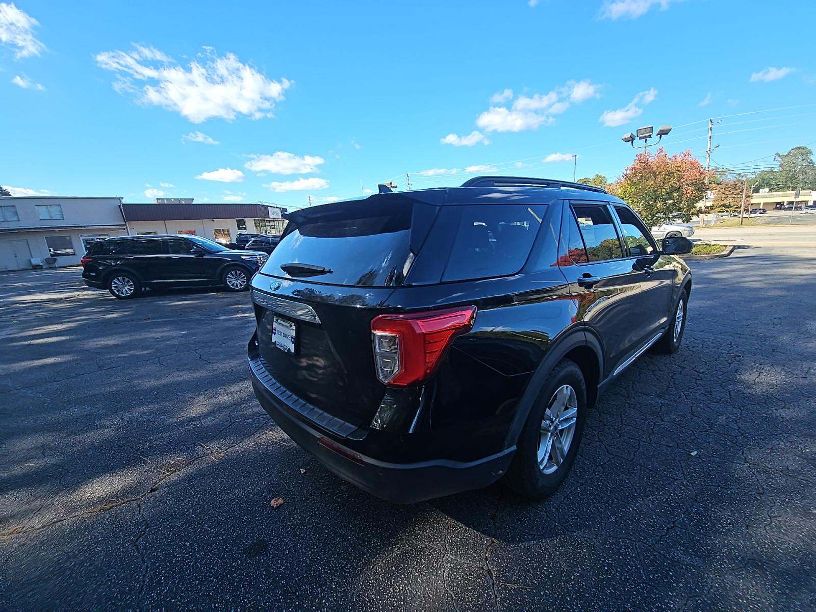 2022 Ford Explorer XLT RWD