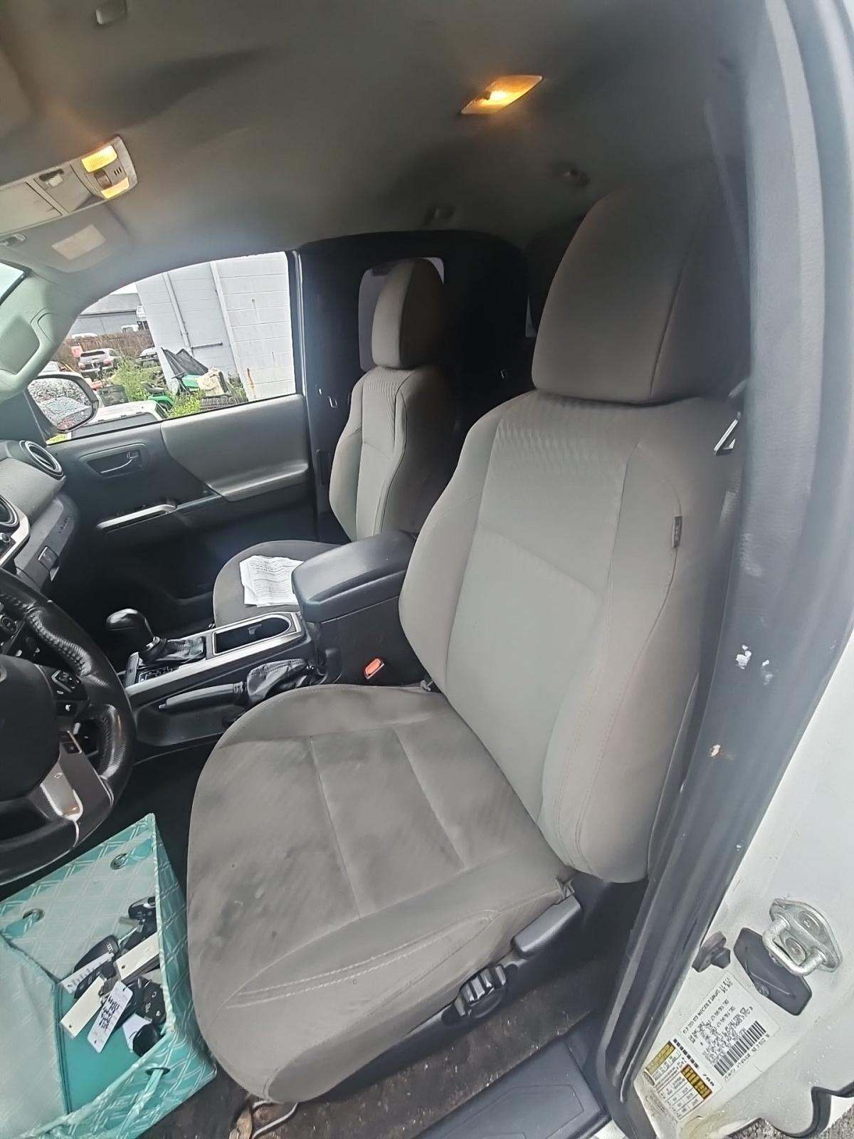 2021 Toyota Tacoma SR5 RWD