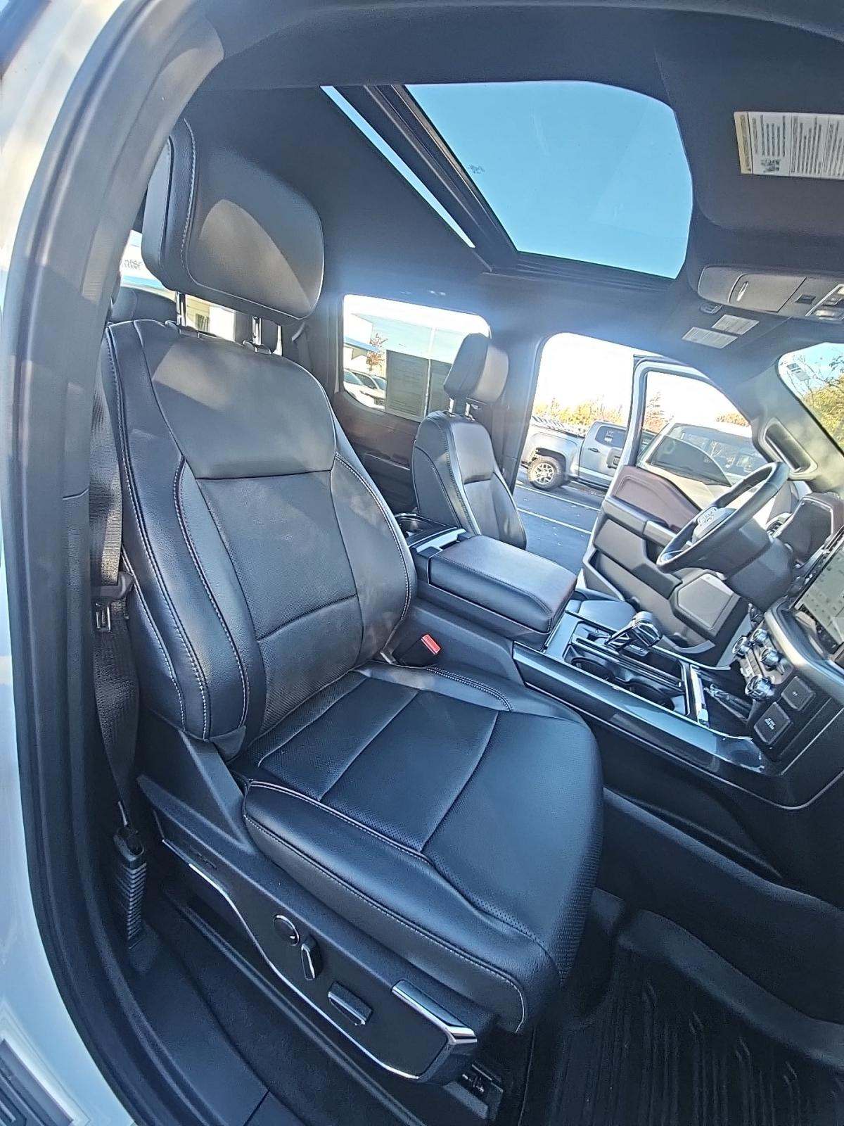 2023 Ford F-150 Lariat AWD