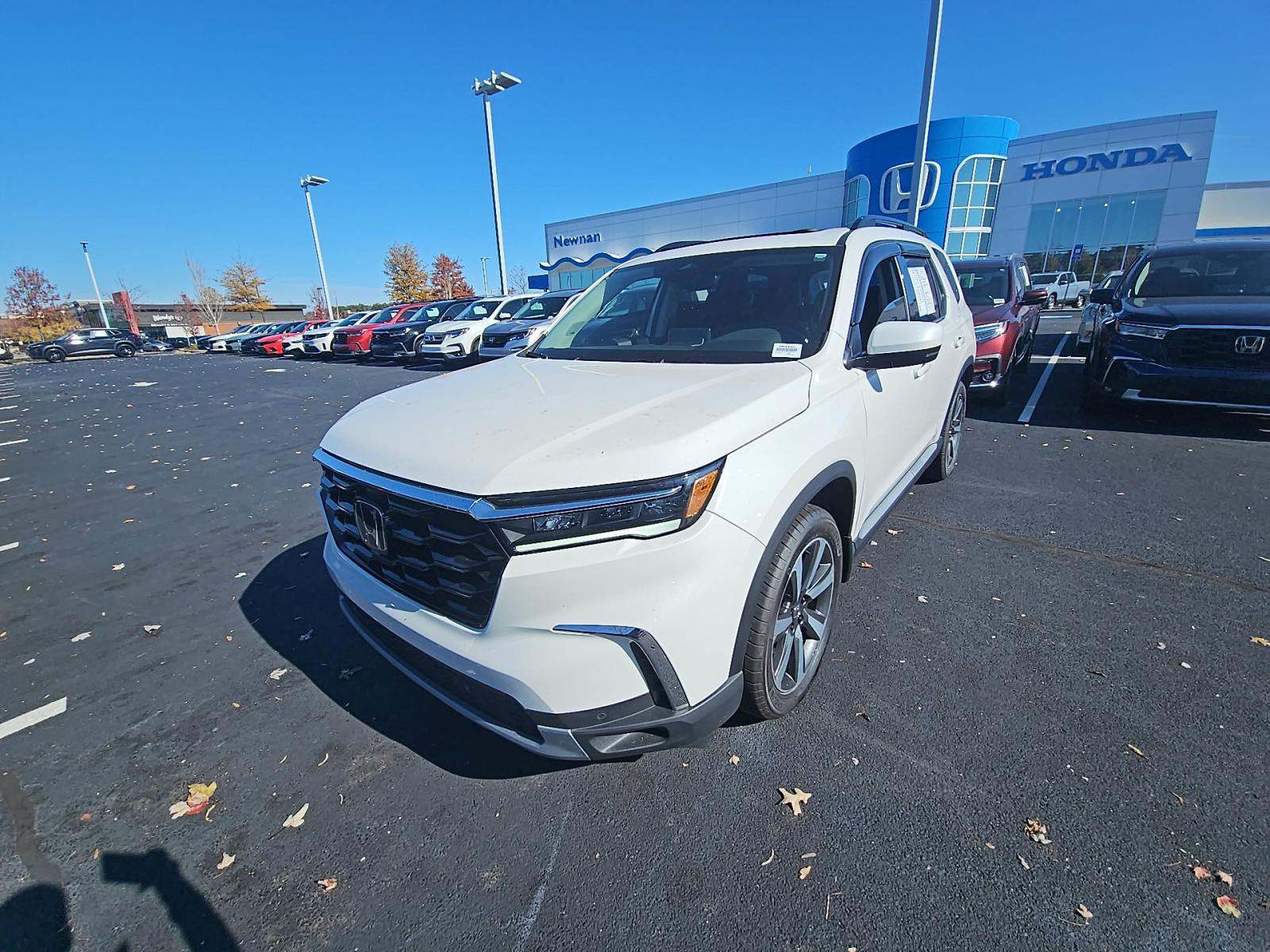 2024 Honda Pilot Touring FWD