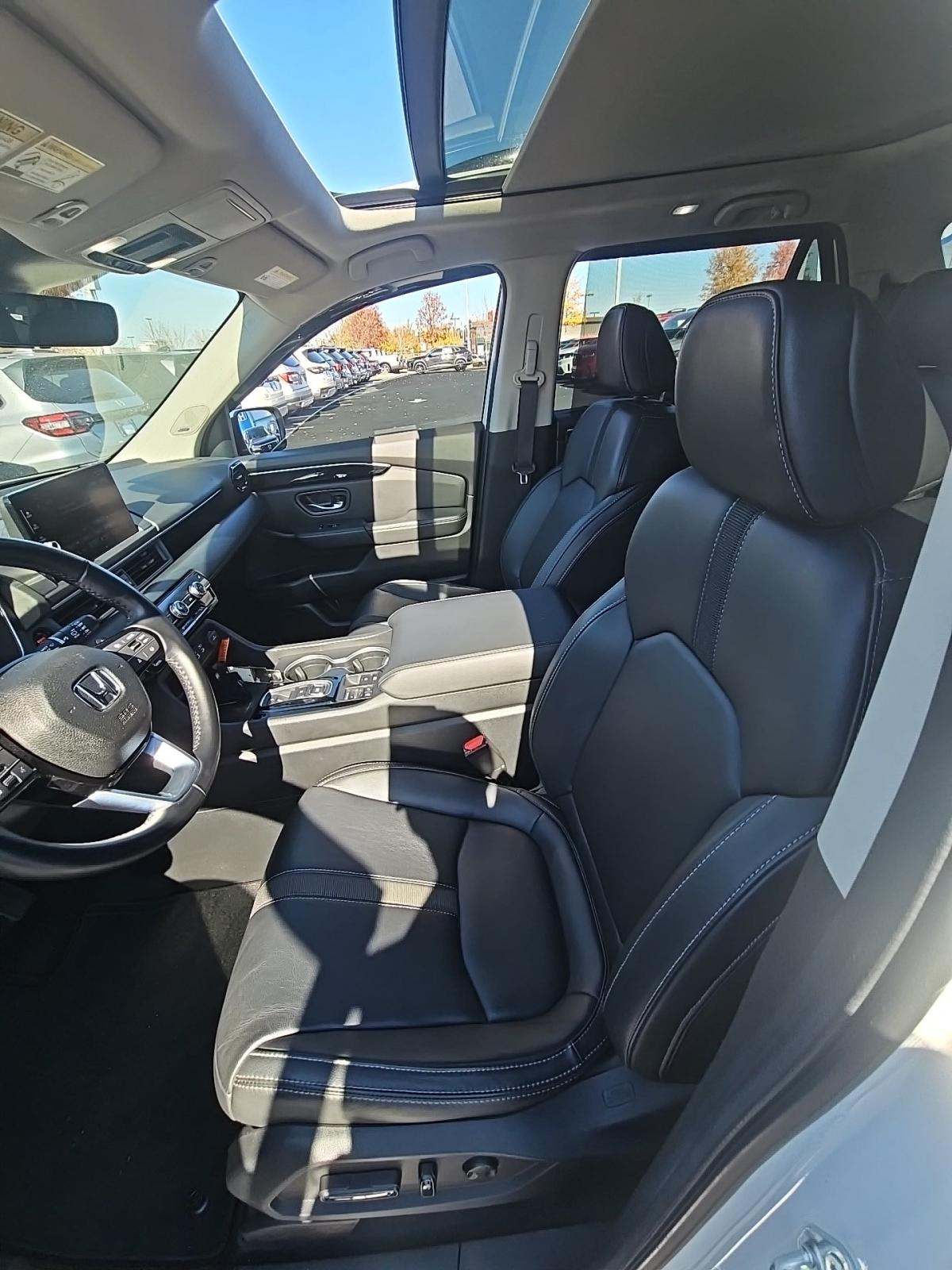 2024 Honda Pilot Touring FWD