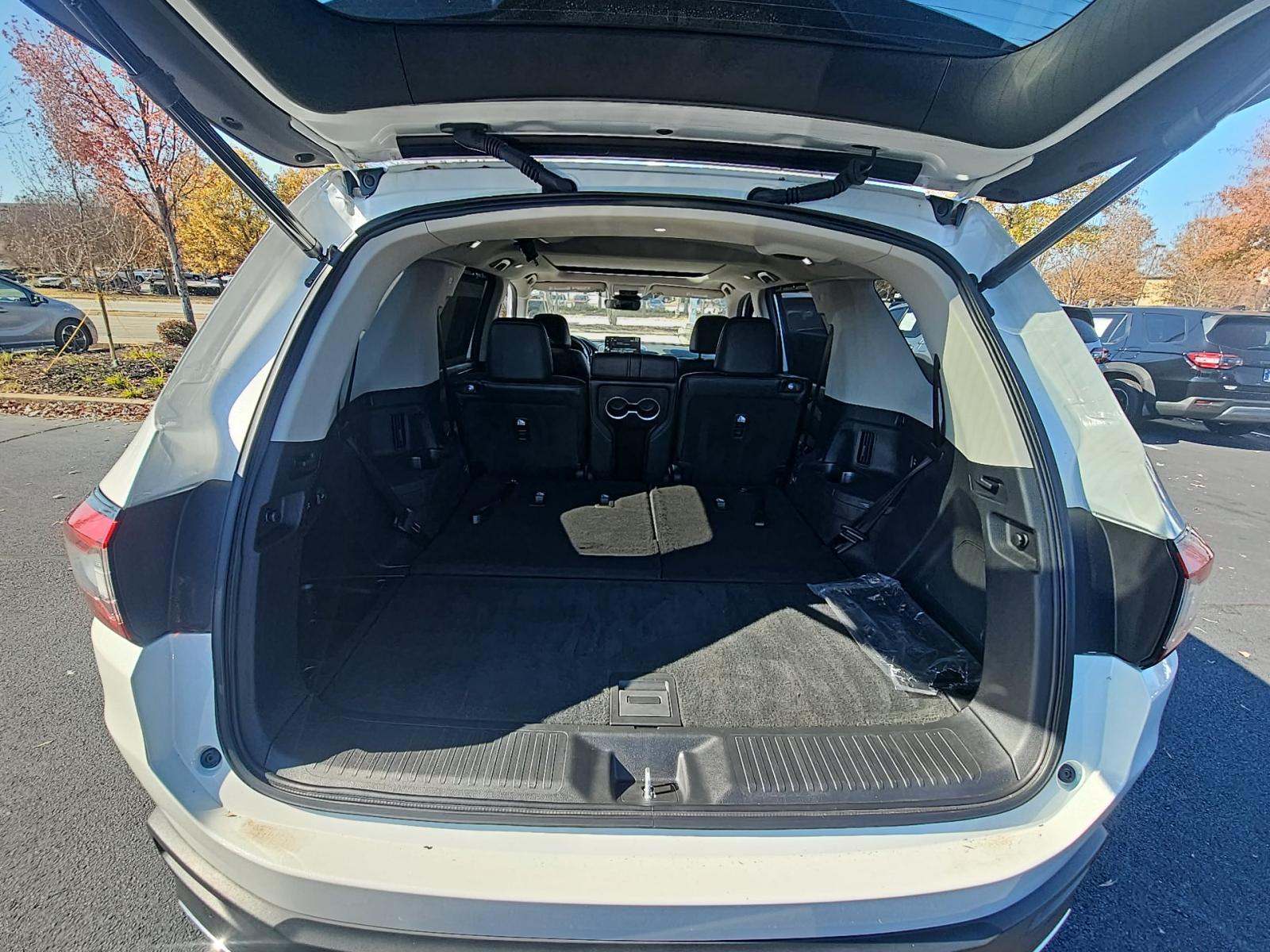 2024 Honda Pilot Touring FWD