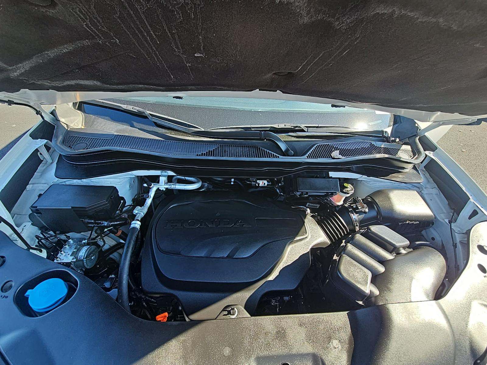 2022 Honda Pilot Touring FWD