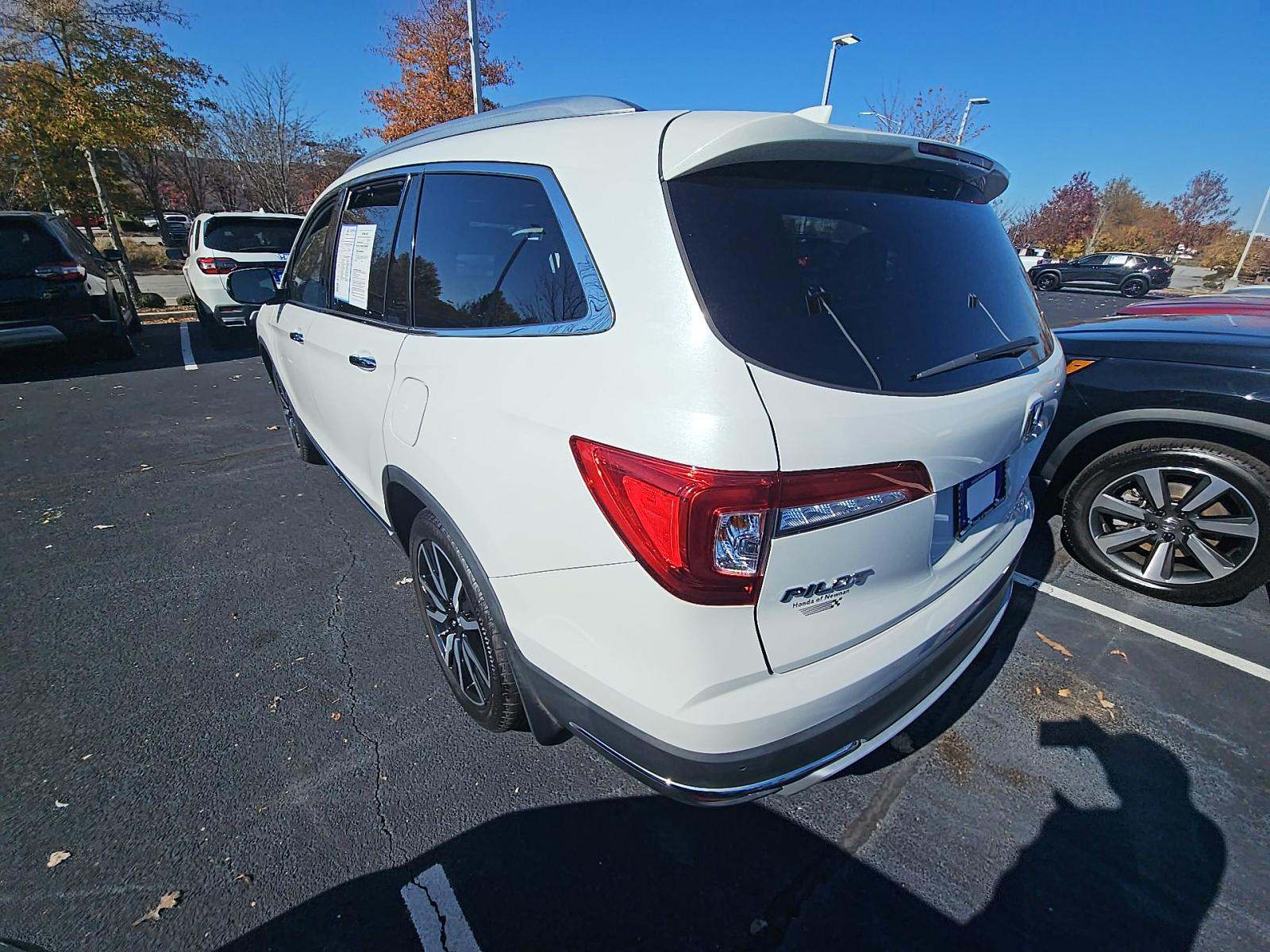 2022 Honda Pilot Touring FWD