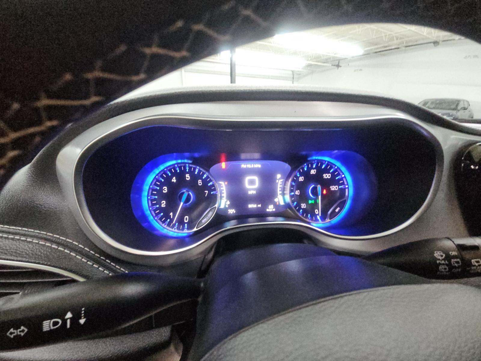 2025 Chrysler Pacifica Limited FWD