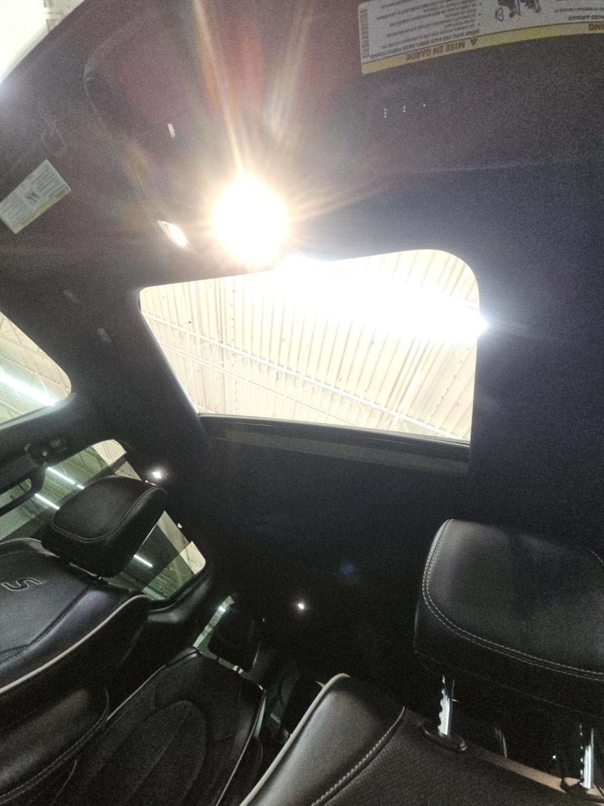2025 Chrysler Pacifica Limited FWD
